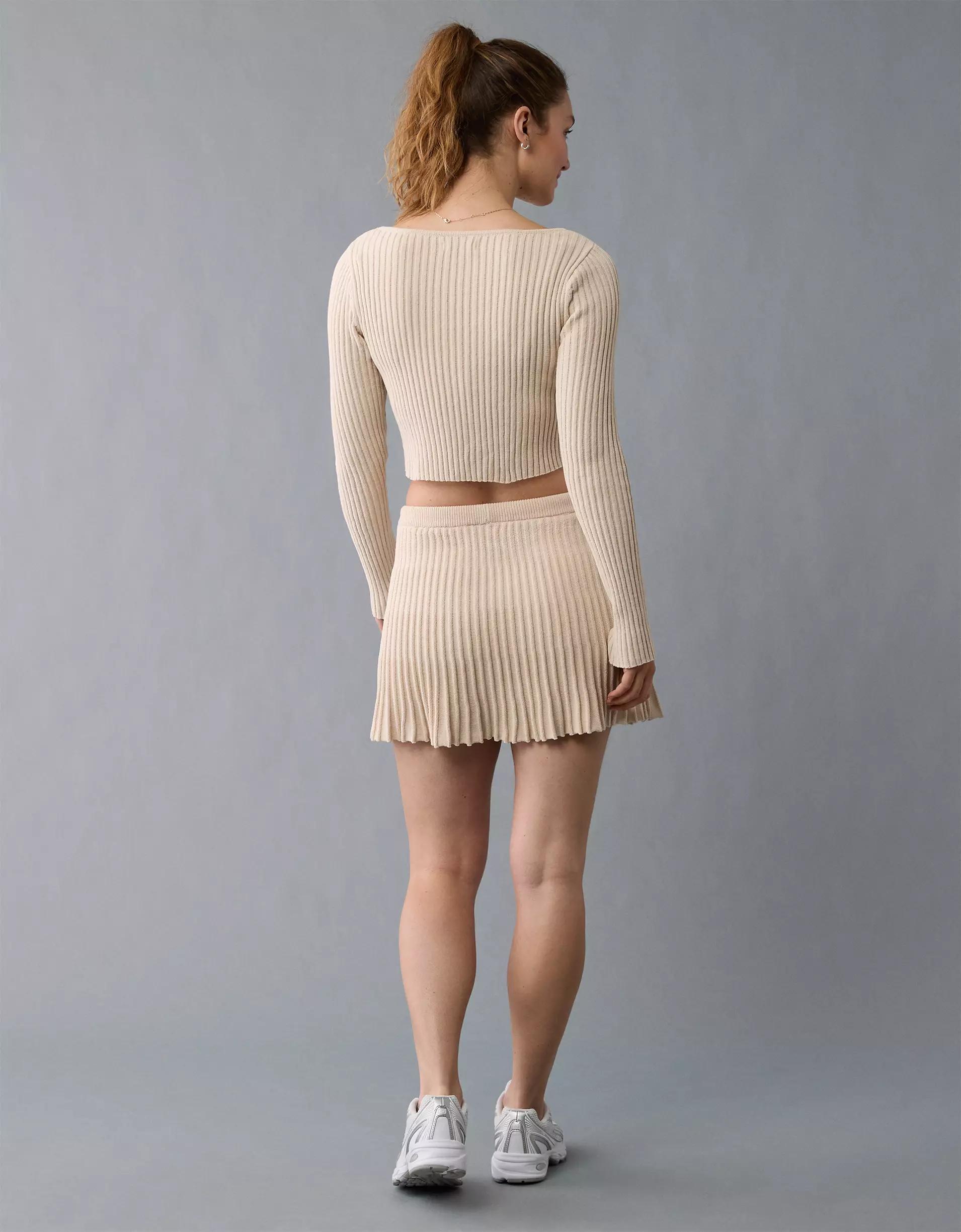 AE V-Neck Chenille Sweater Product Image
