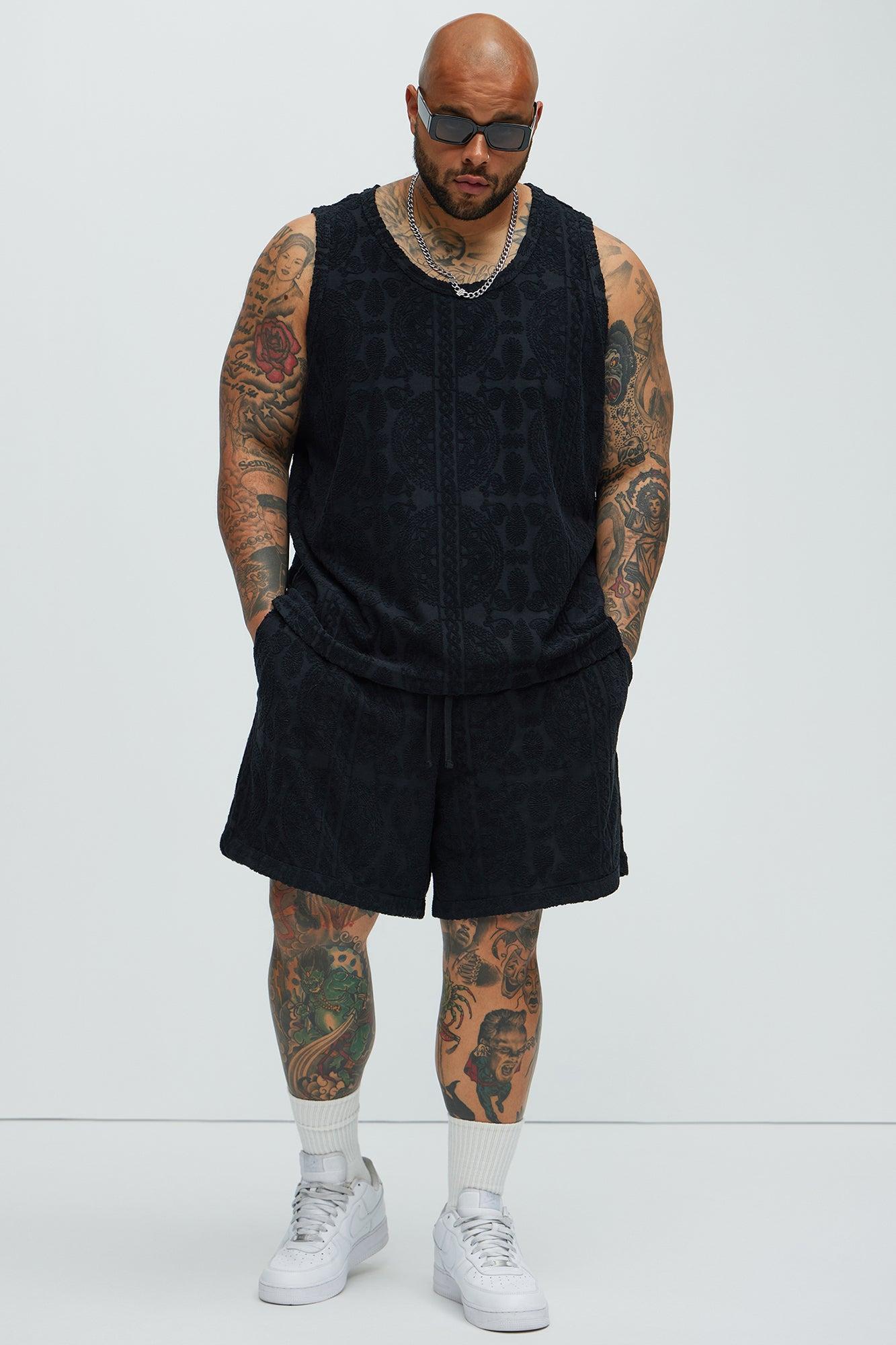 Link Textured Shorts - Black Product Image