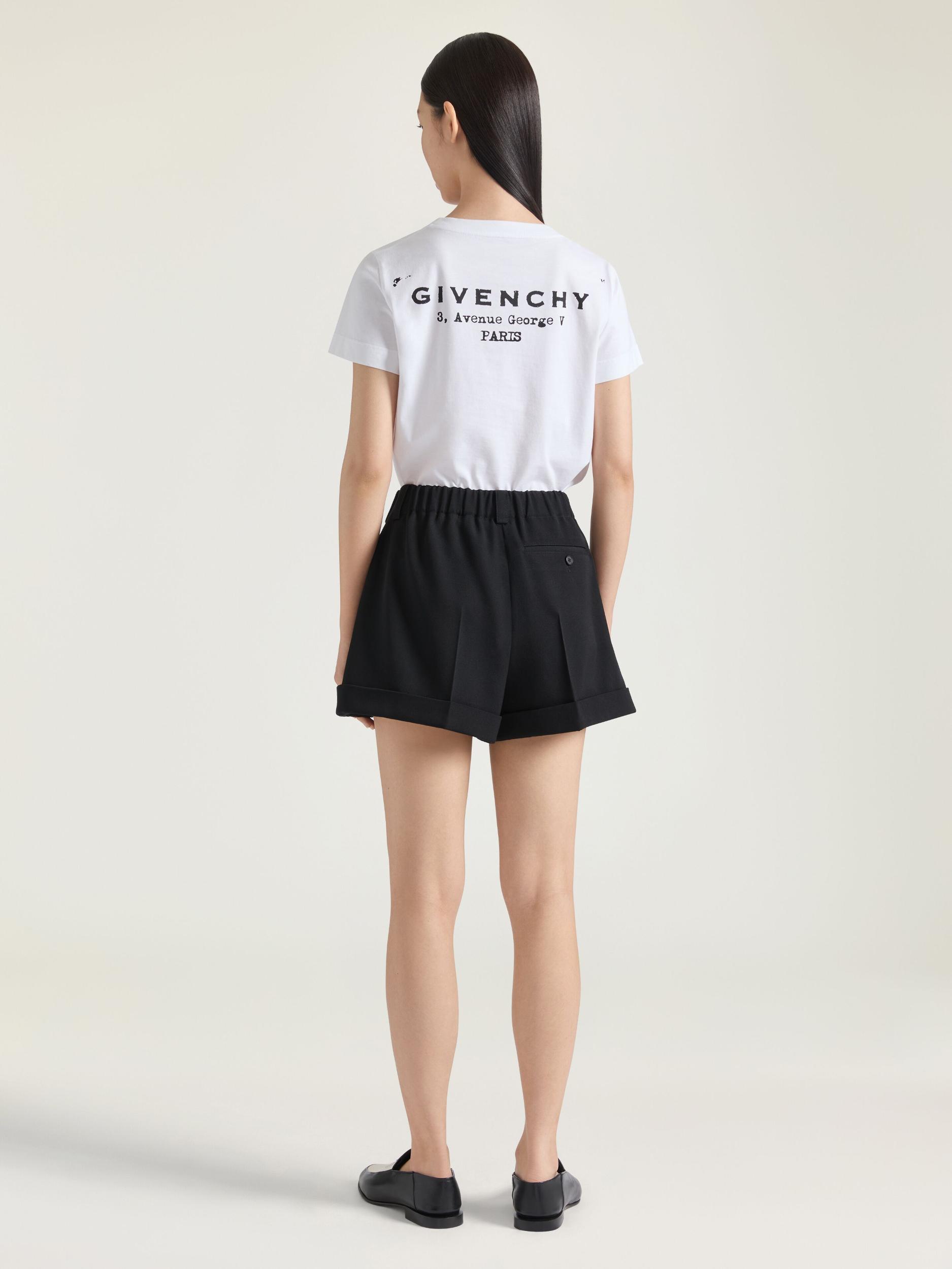 Double pleat shorts in wool Product Image