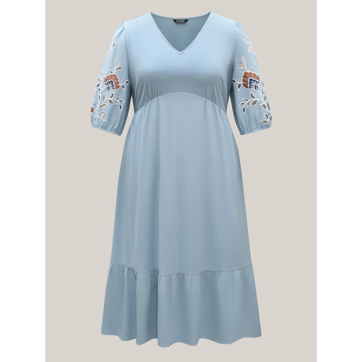 Plus Size Cut-Out Embroidery Stretchy Waist Midi Dress Skyblue Women Boho V-neck Half Sleeve Curvy BloomChic 28/5X Product Image