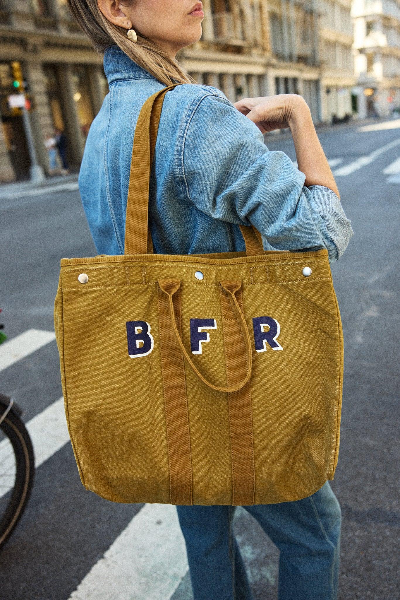 The Perfect Daily Tote Product Image