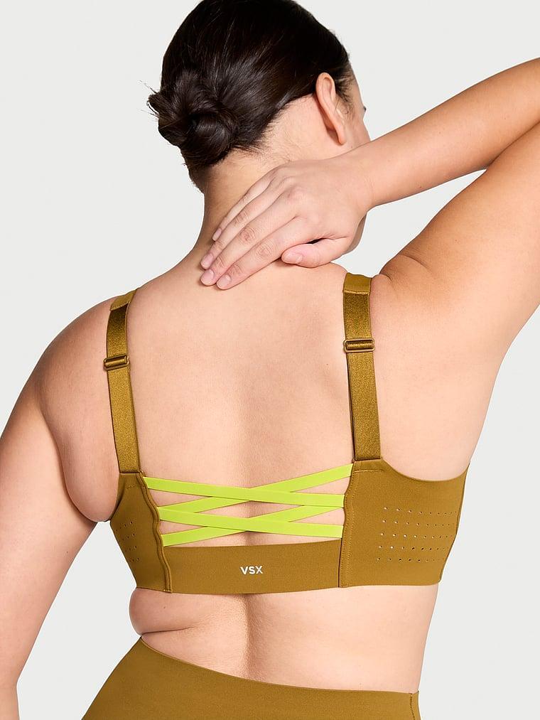 Featherweight Max™ Front-Close Sports Bra Product Image