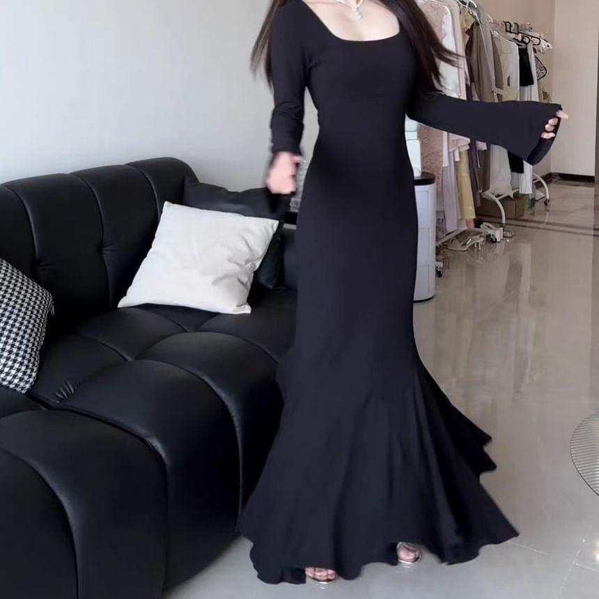 Long Sleeve Square Neck Plain Maxi Mermaid Dress Product Image