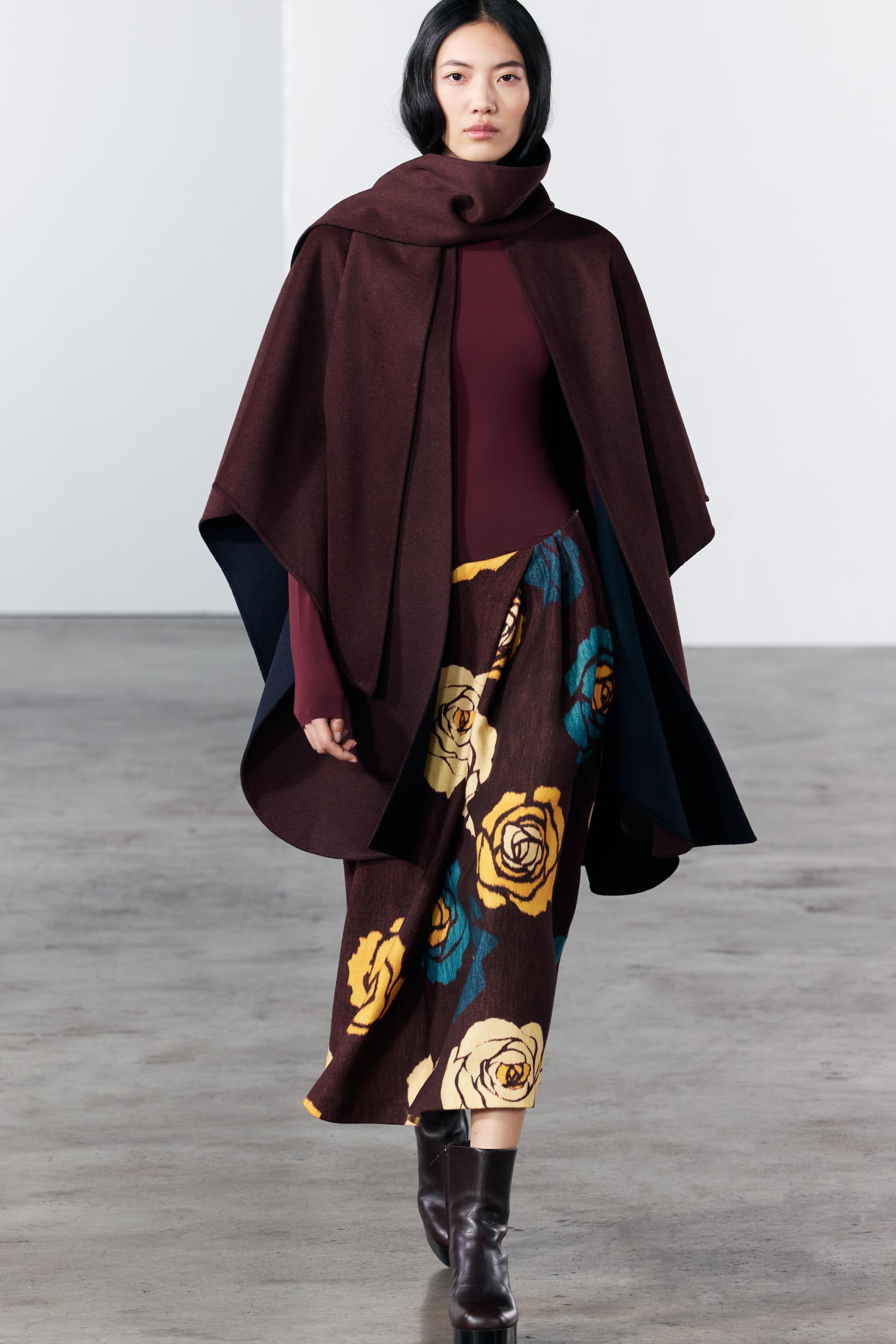 WOOL CAPE WITH SCARF Product Image