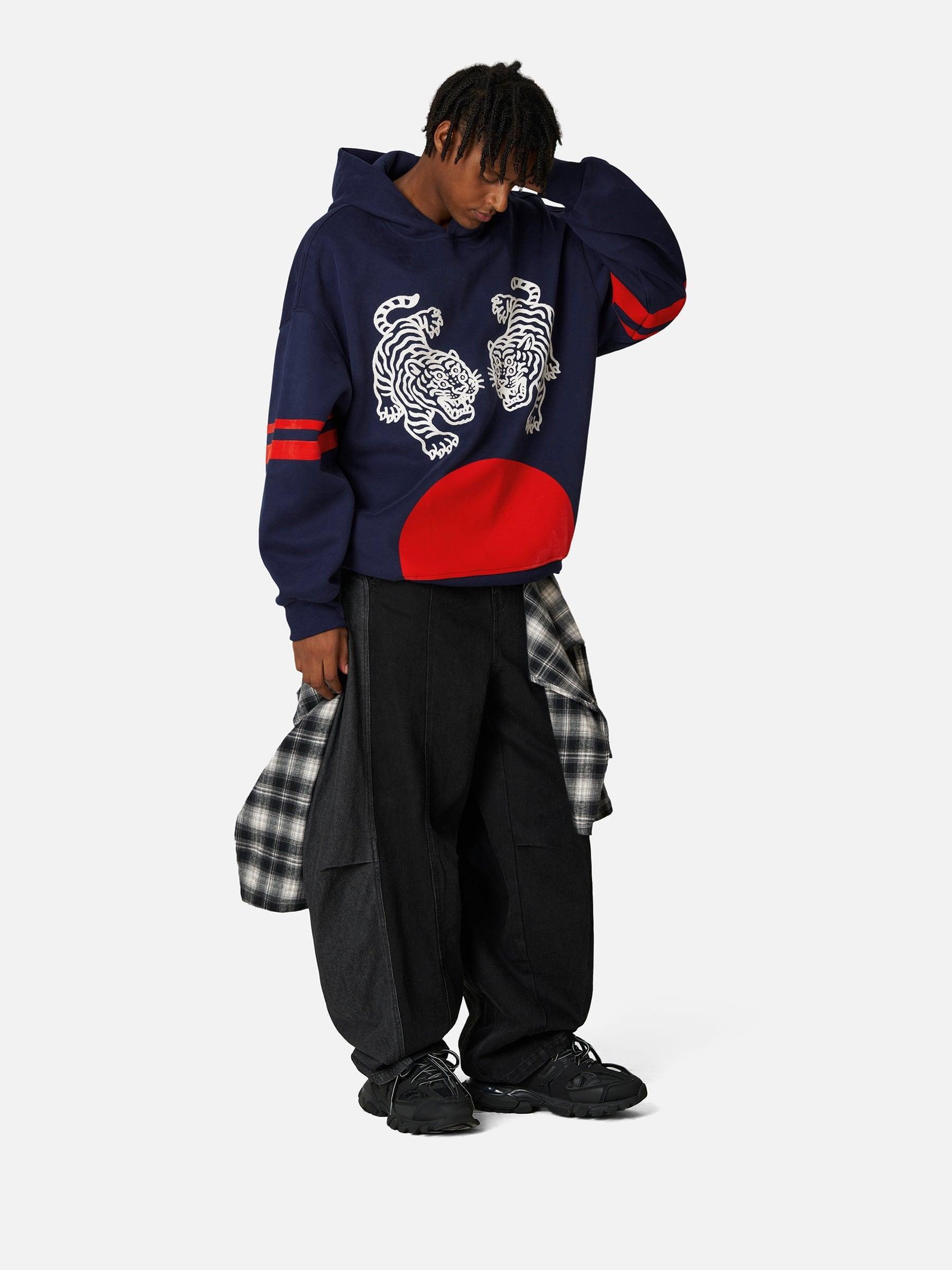 Aelfric Eden Oversized  Embroidery Tiger Hoodie Product Image