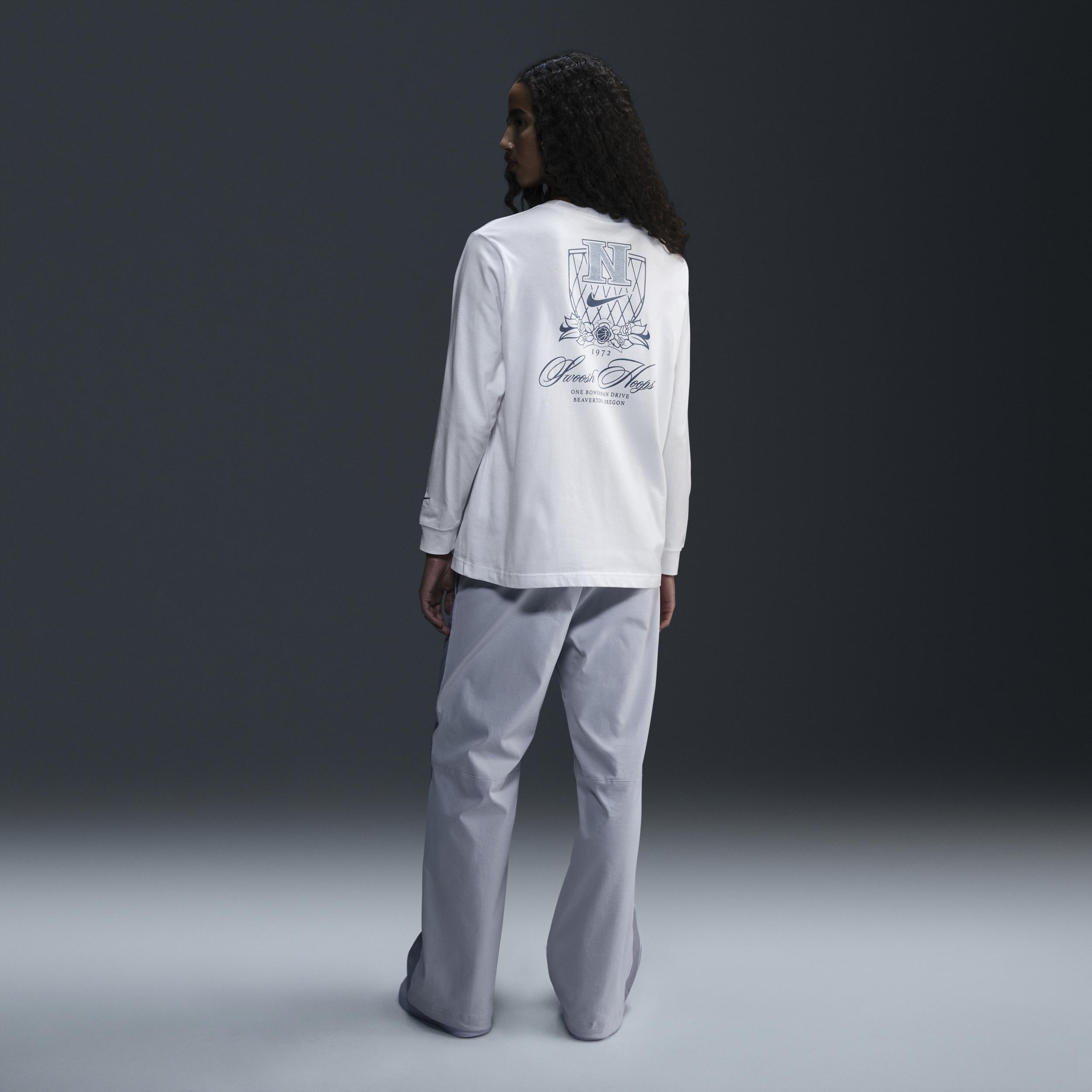 Nike Women's Long-Sleeve Graphic Basketball T-Shirt Product Image