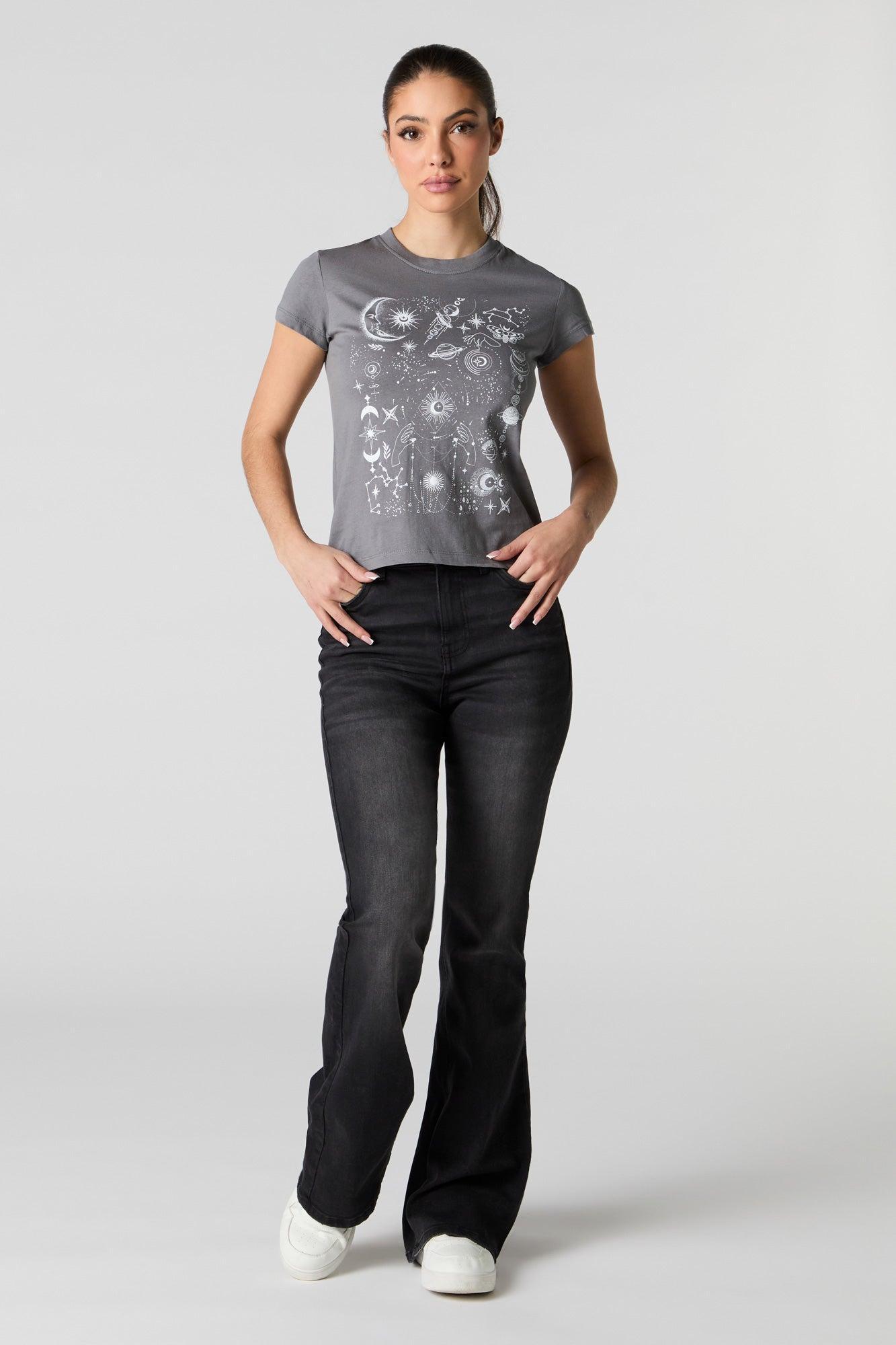 Mystic Graphic Fitted T-Shirt Female Product Image