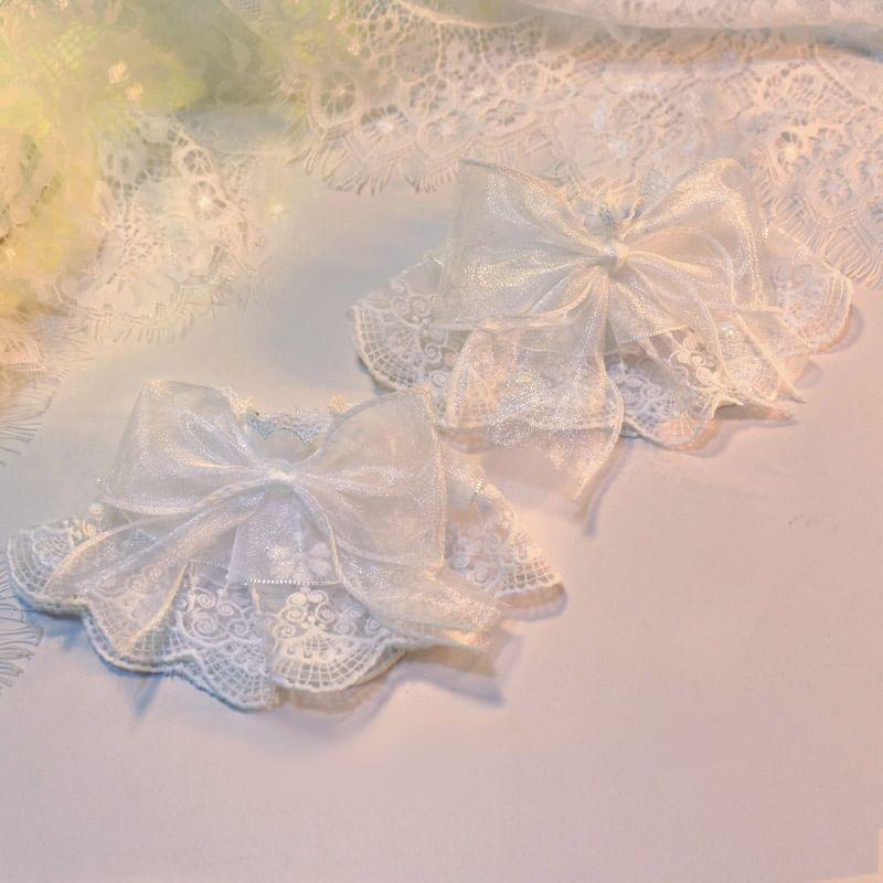 Ruffle Lace Wrist Cuffs Product Image