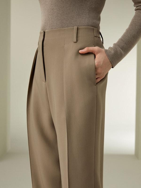 Wool Silk Blend Barrel Pants Product Image