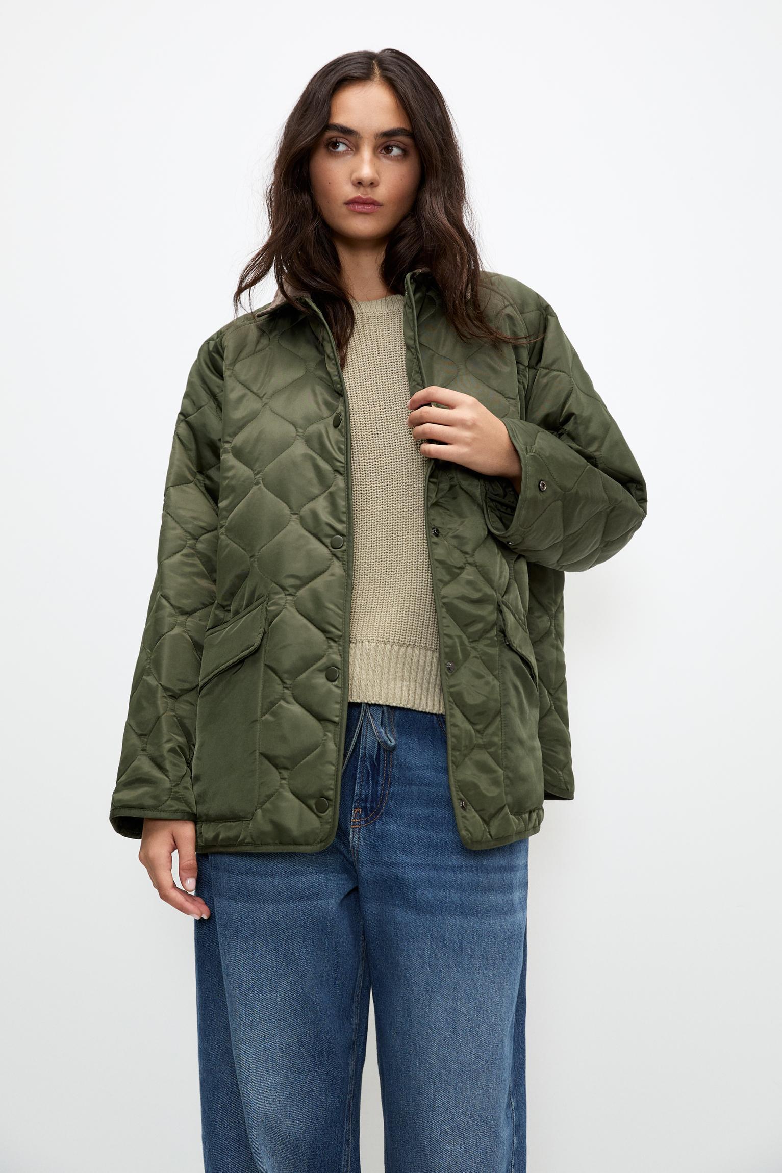 Lightweight puffer jacket Product Image