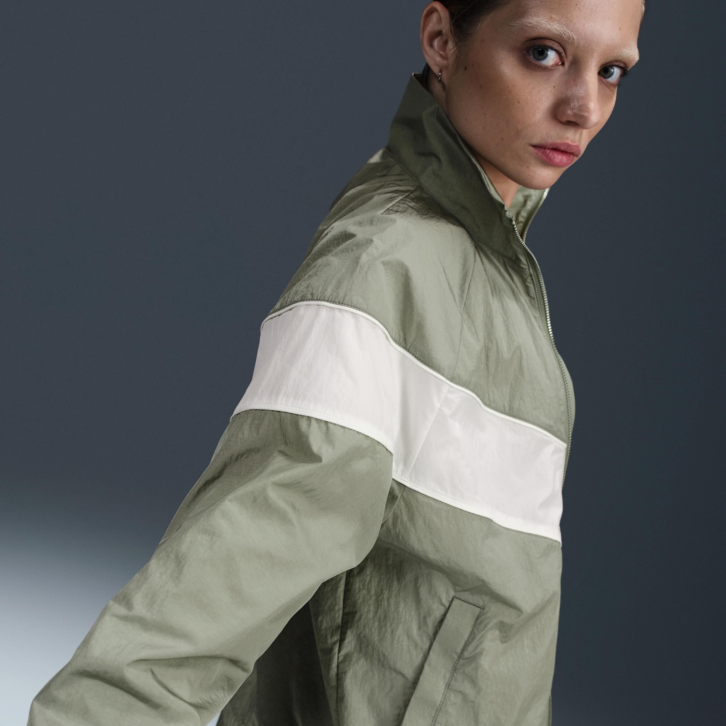 Nike Windrunner Women's Loose UV Woven Full-Zip Jacket Product Image