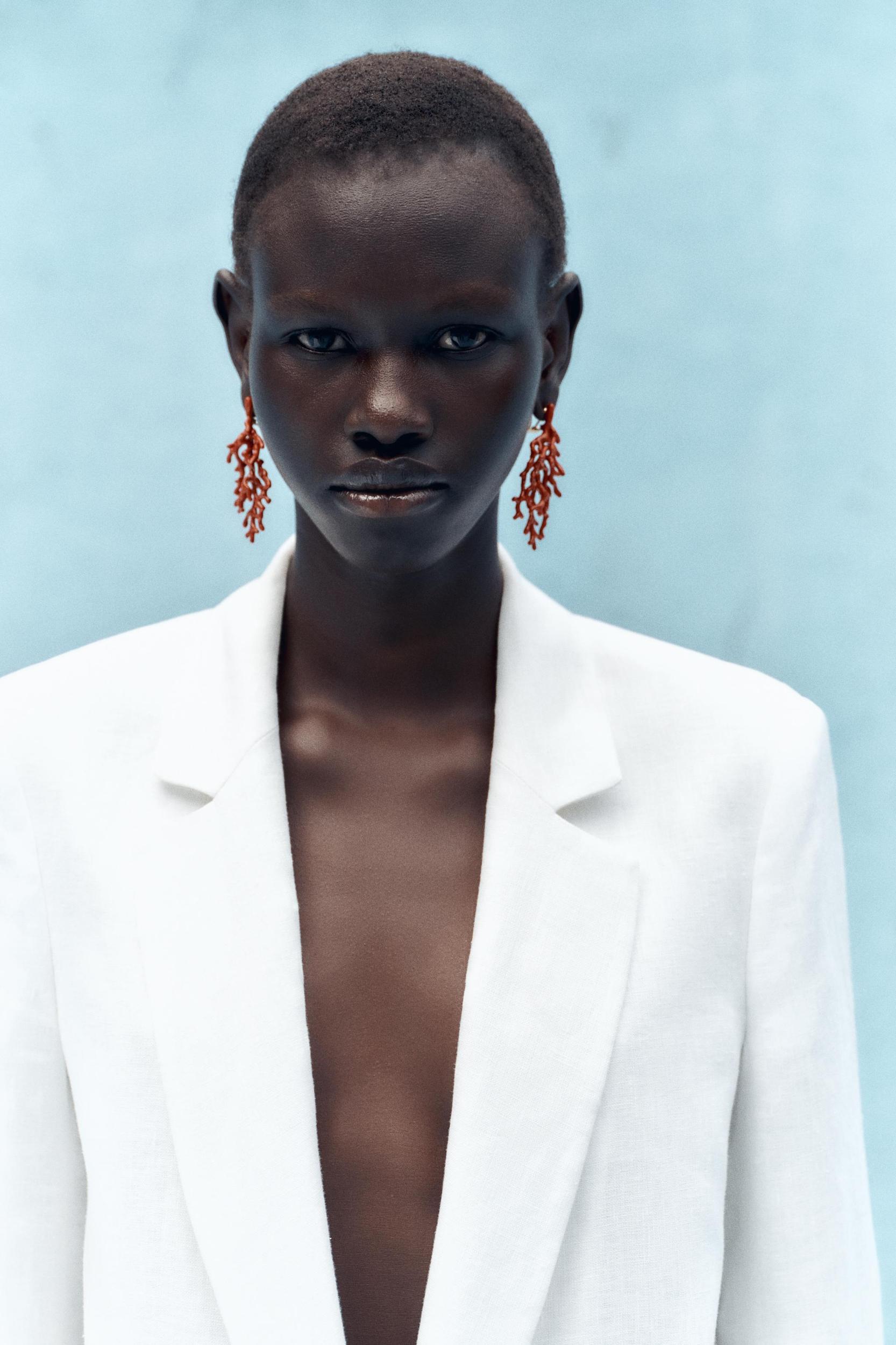 100% LINEN BLAZER WITH PRINTED CUFFS Product Image