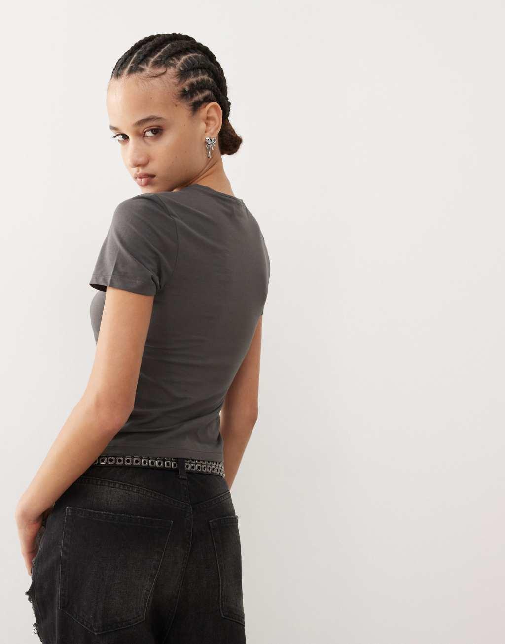 Weekday slim fit T-shirt in charcoal exclusive to ASOS Product Image