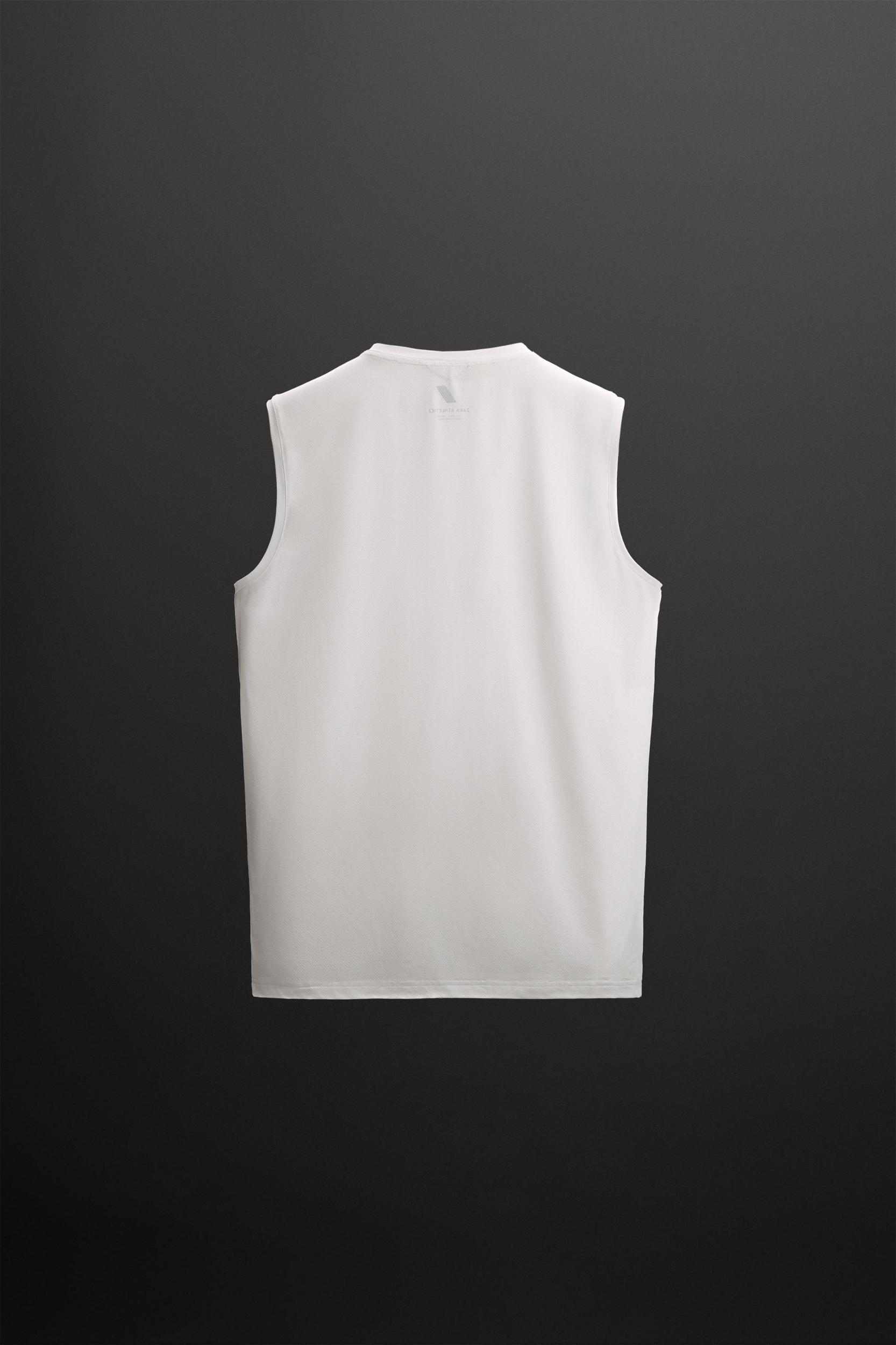 TECHNICAL TANK TOP Product Image