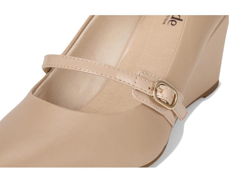 Gio Wedge Product Image