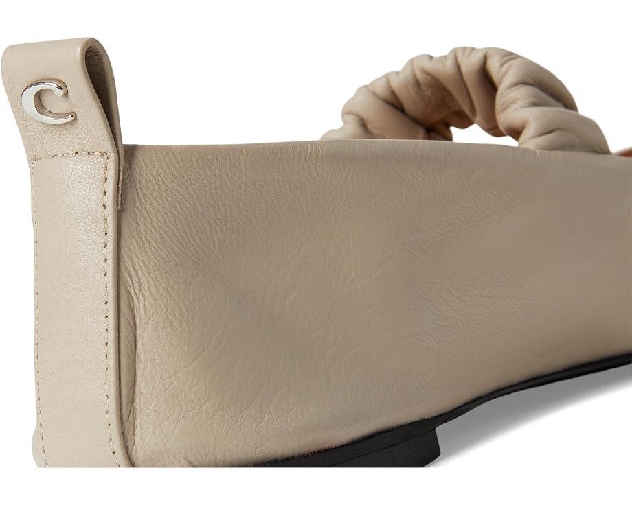 La Canadienne Product Image