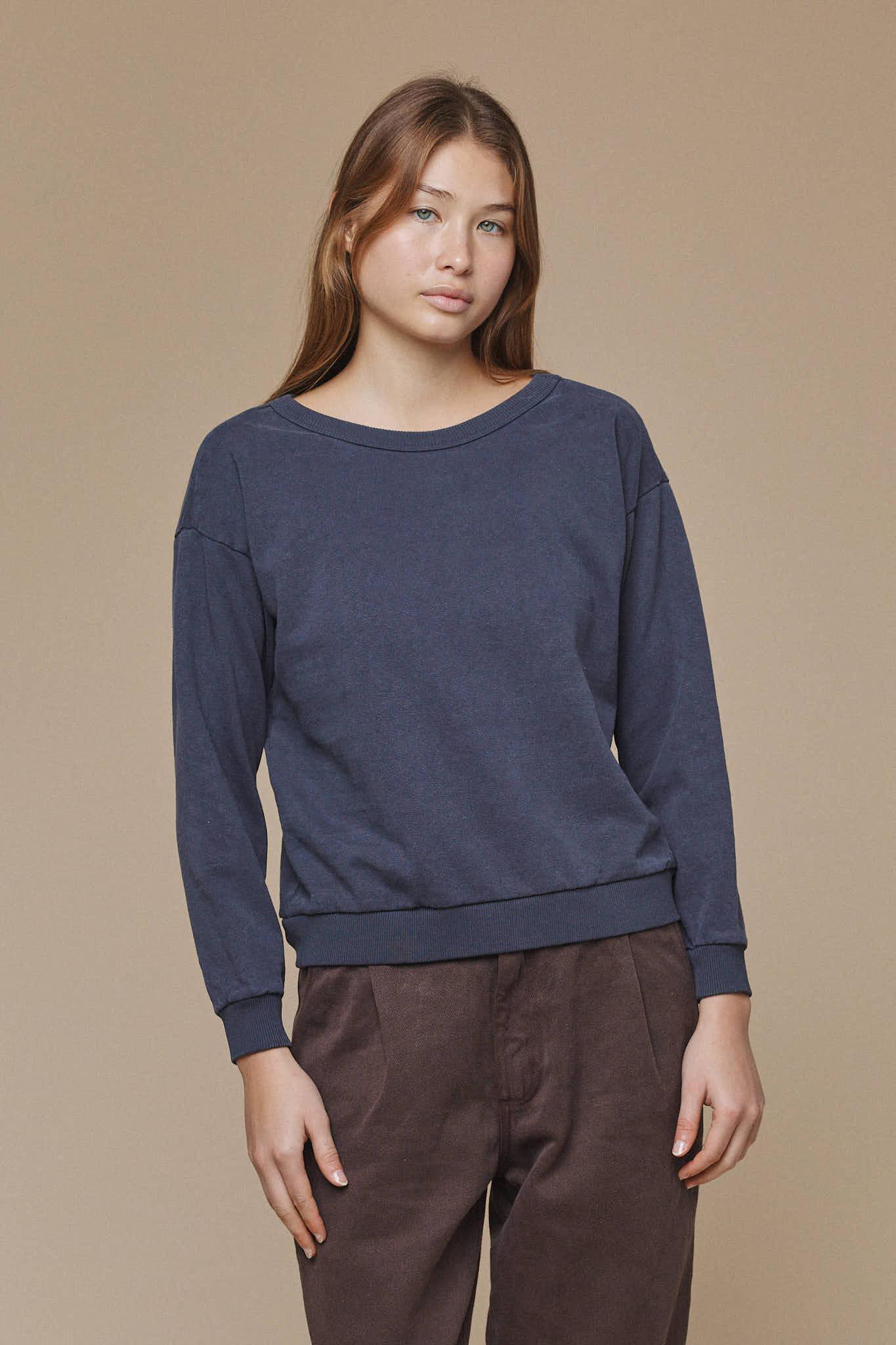 Laguna Cropped Sweatshirt Female Product Image