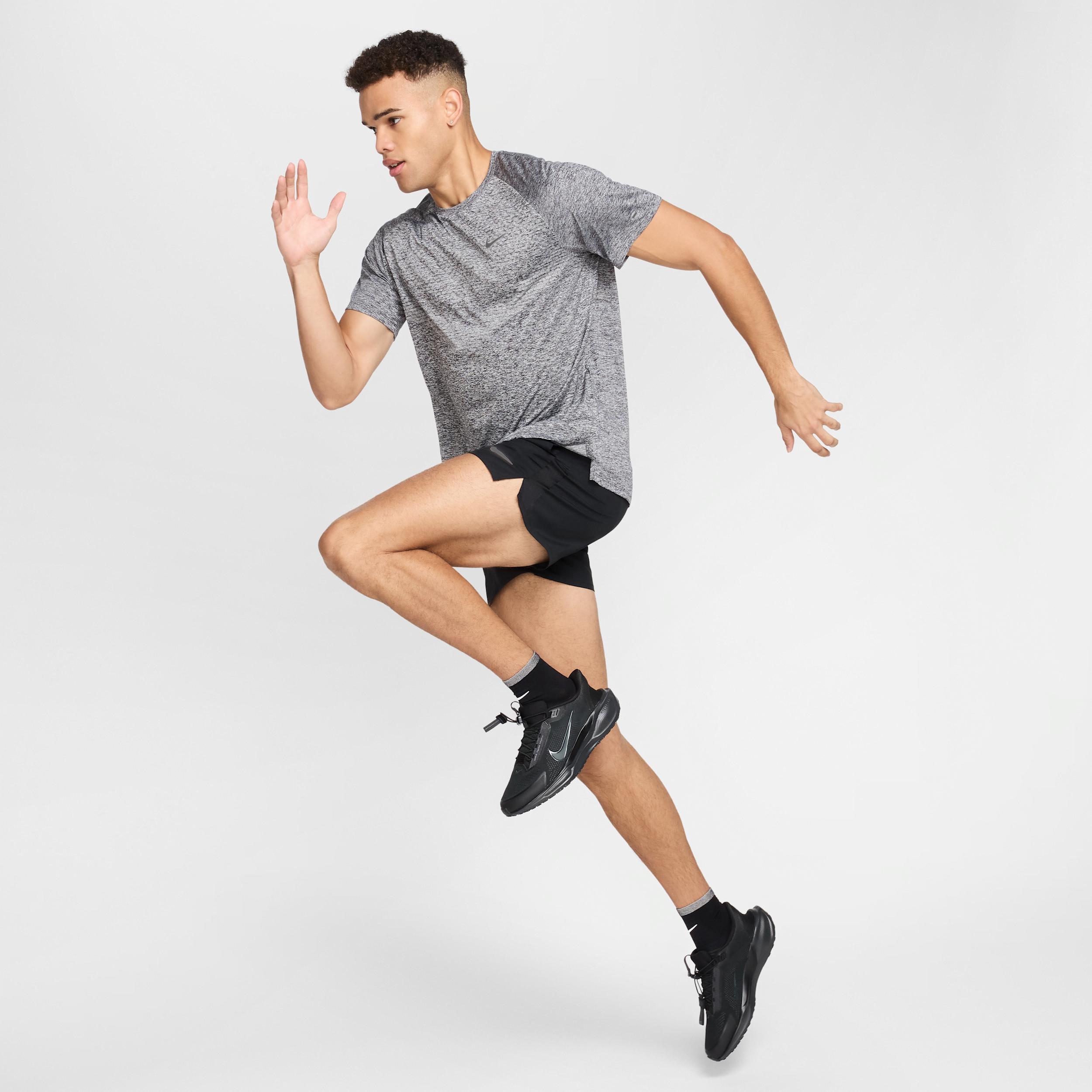 Nike Men's Stride Dri-FIT ADV Short-Sleeve Running Top Product Image