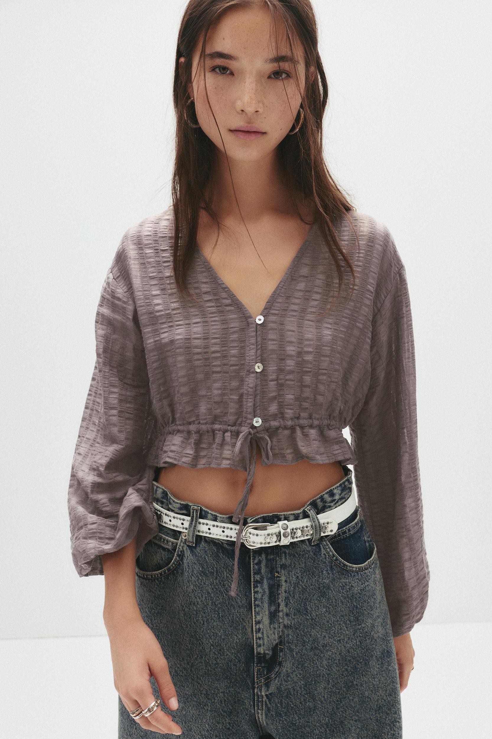 Textured striped shirt Product Image