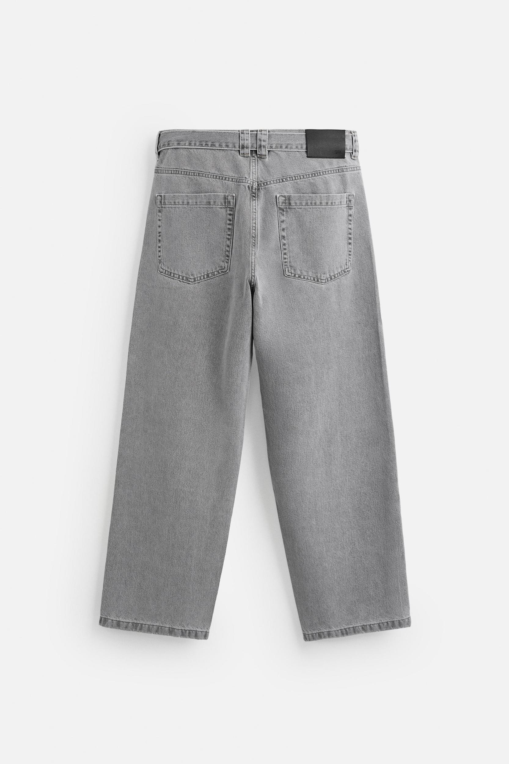 BELTED RELAXED FIT JEANS Product Image