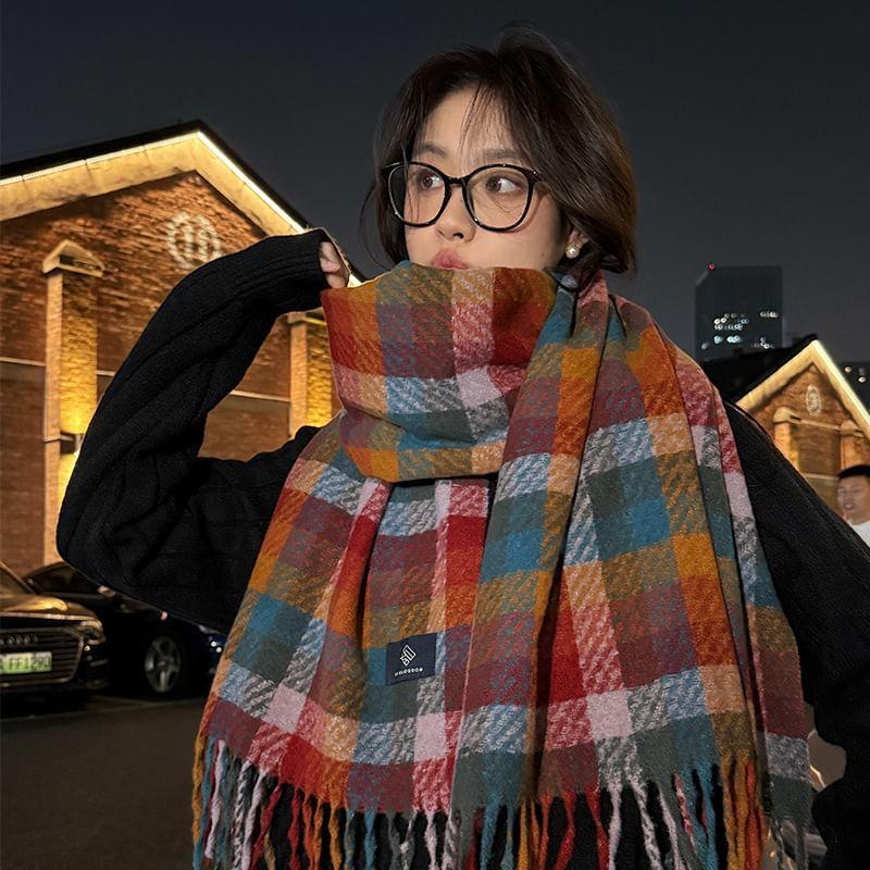 Plaid Fringed Trim Scarf Product Image