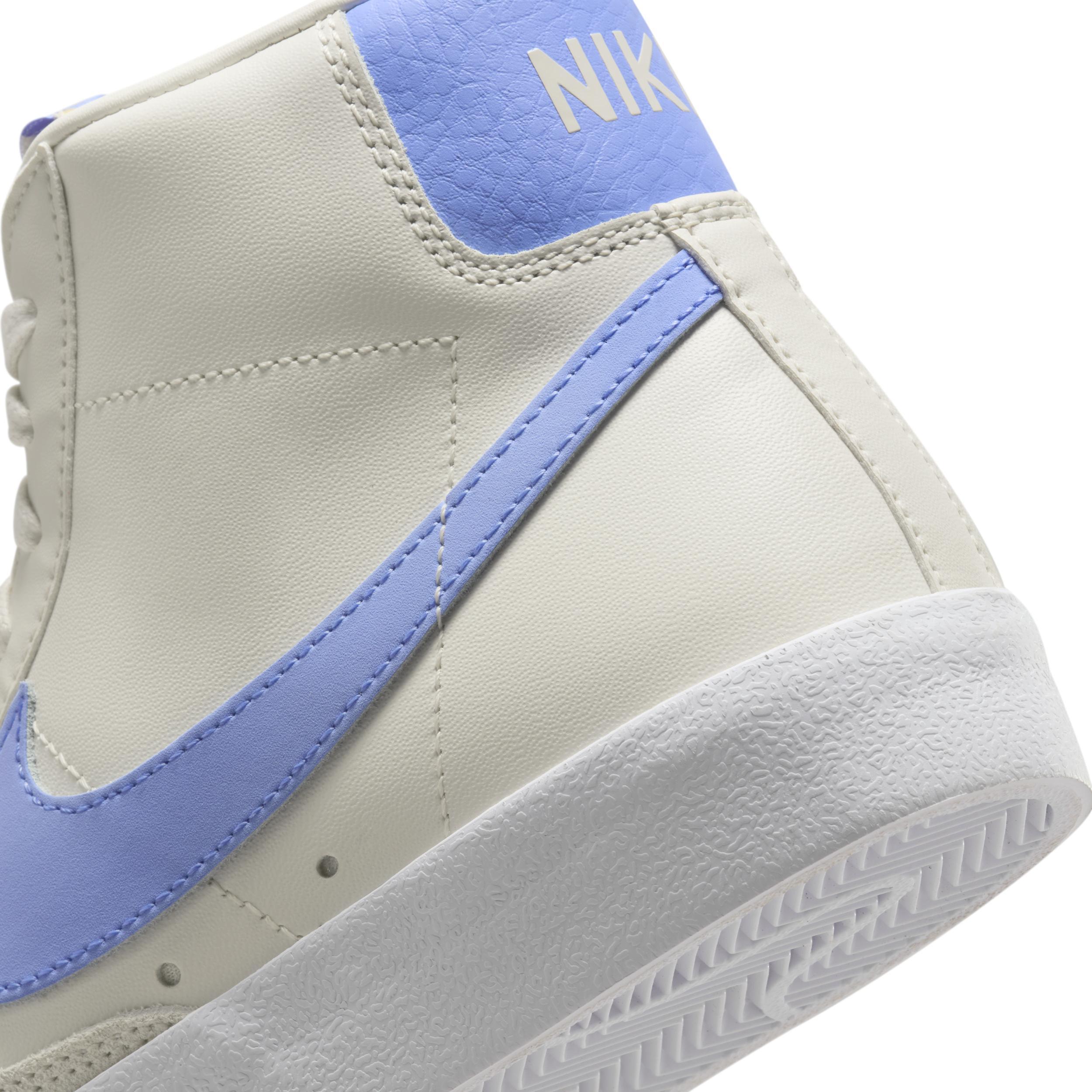 Nike Blazer Mid '77 Women's Shoes Product Image