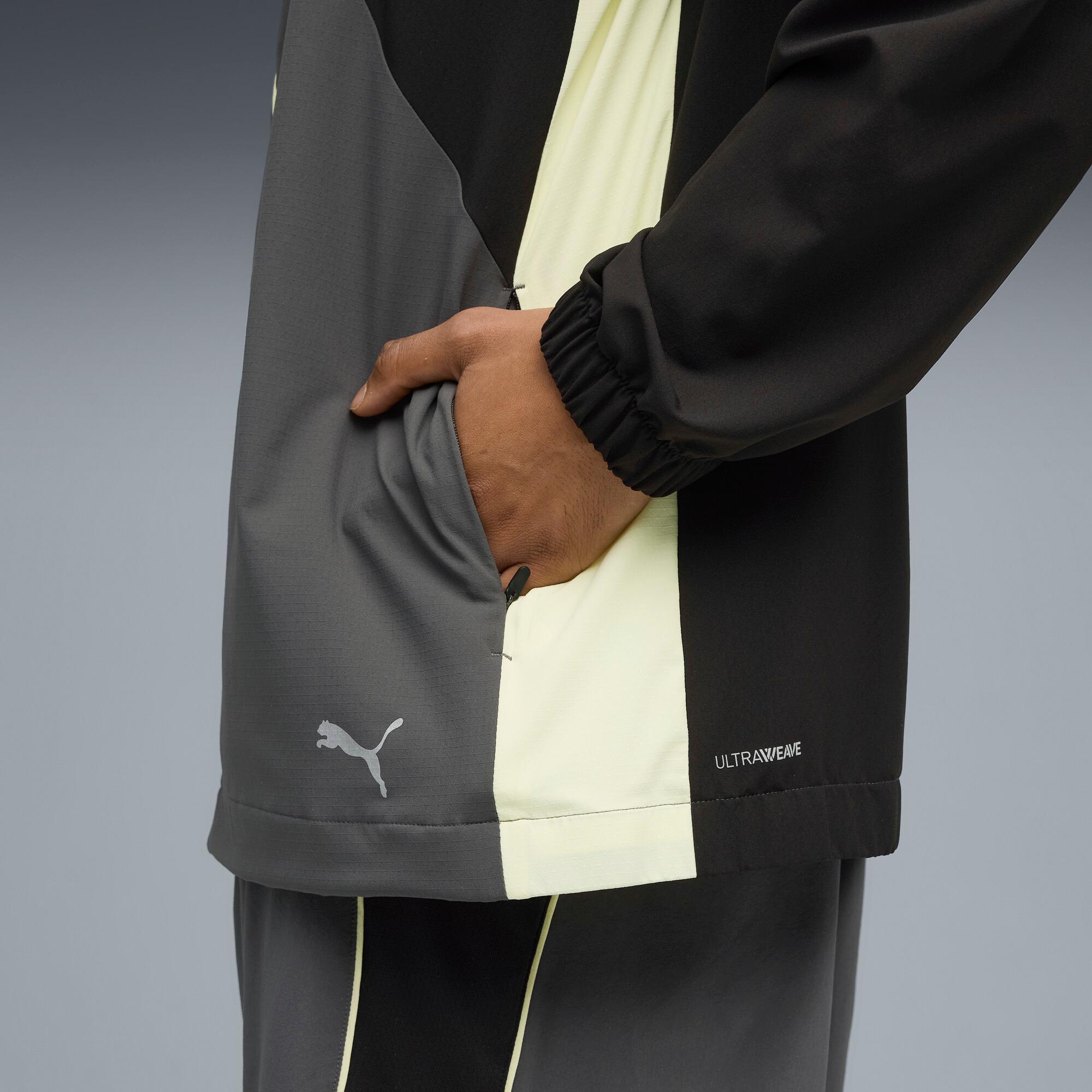 RUN ULTRAWEAVE HOODED JACKET Men Product Image