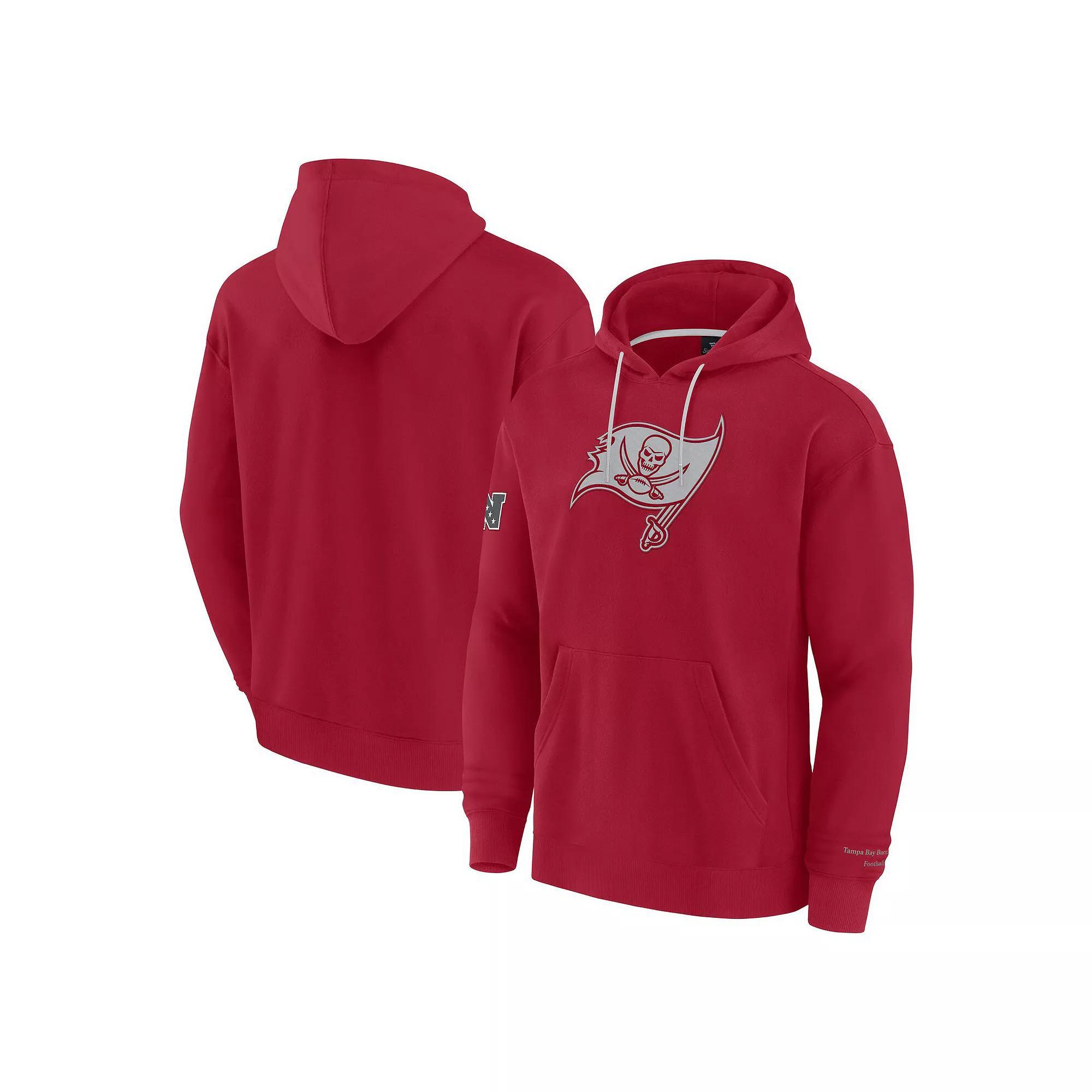 Men's Fanatics Red Tampa Bay Buccaneers Elements Pace Fleece Pullover Hoodie, Size: Medium Product Image