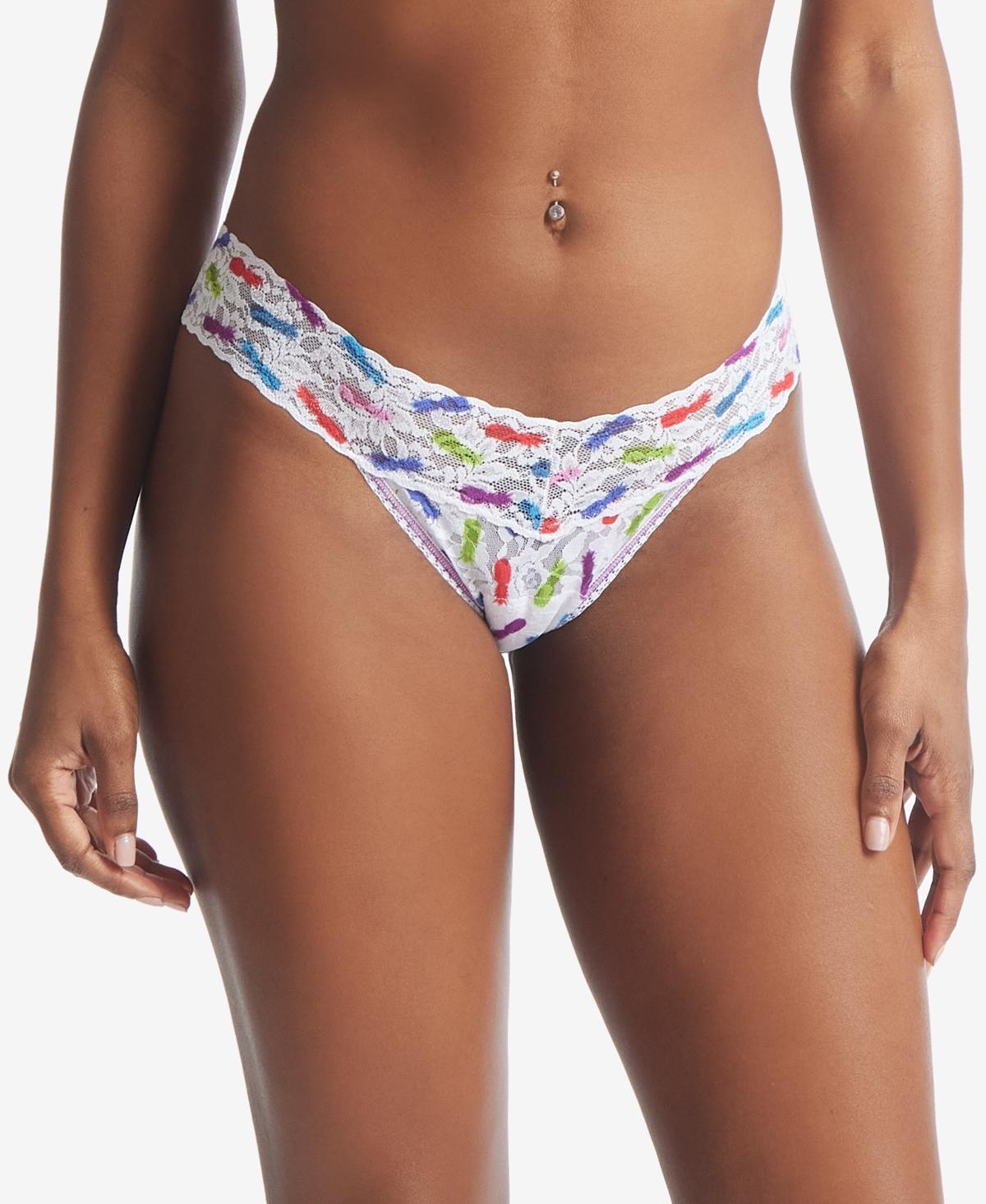 Signature Lace Low Rise Printed Thong Product Image