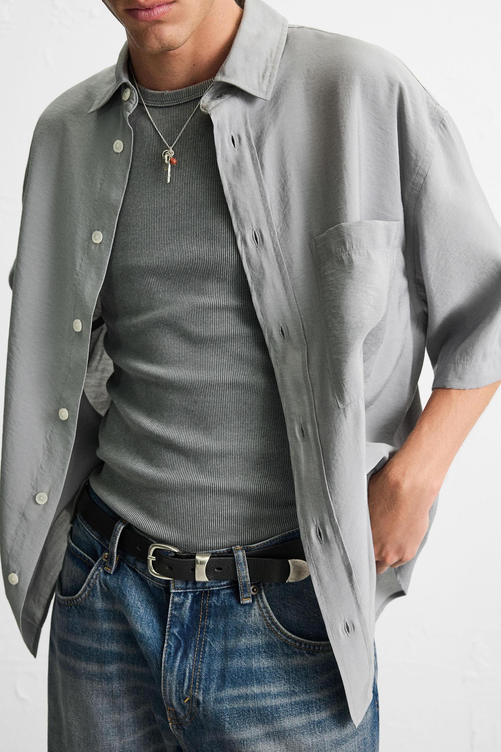 RELAXED FIT FLOWY SHIRT Product Image