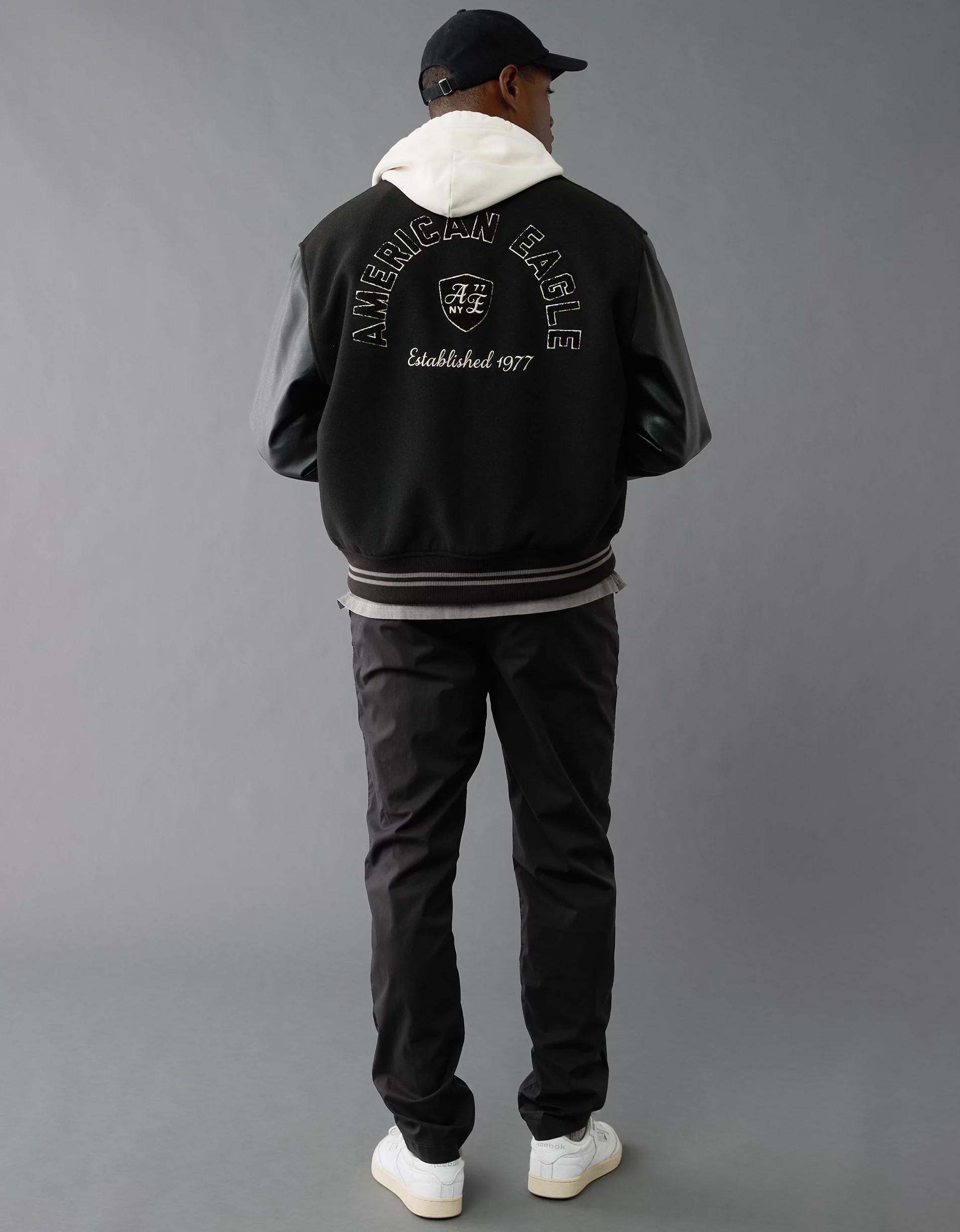 AE Flex Athletic Fit Modern Khaki Pant Product Image