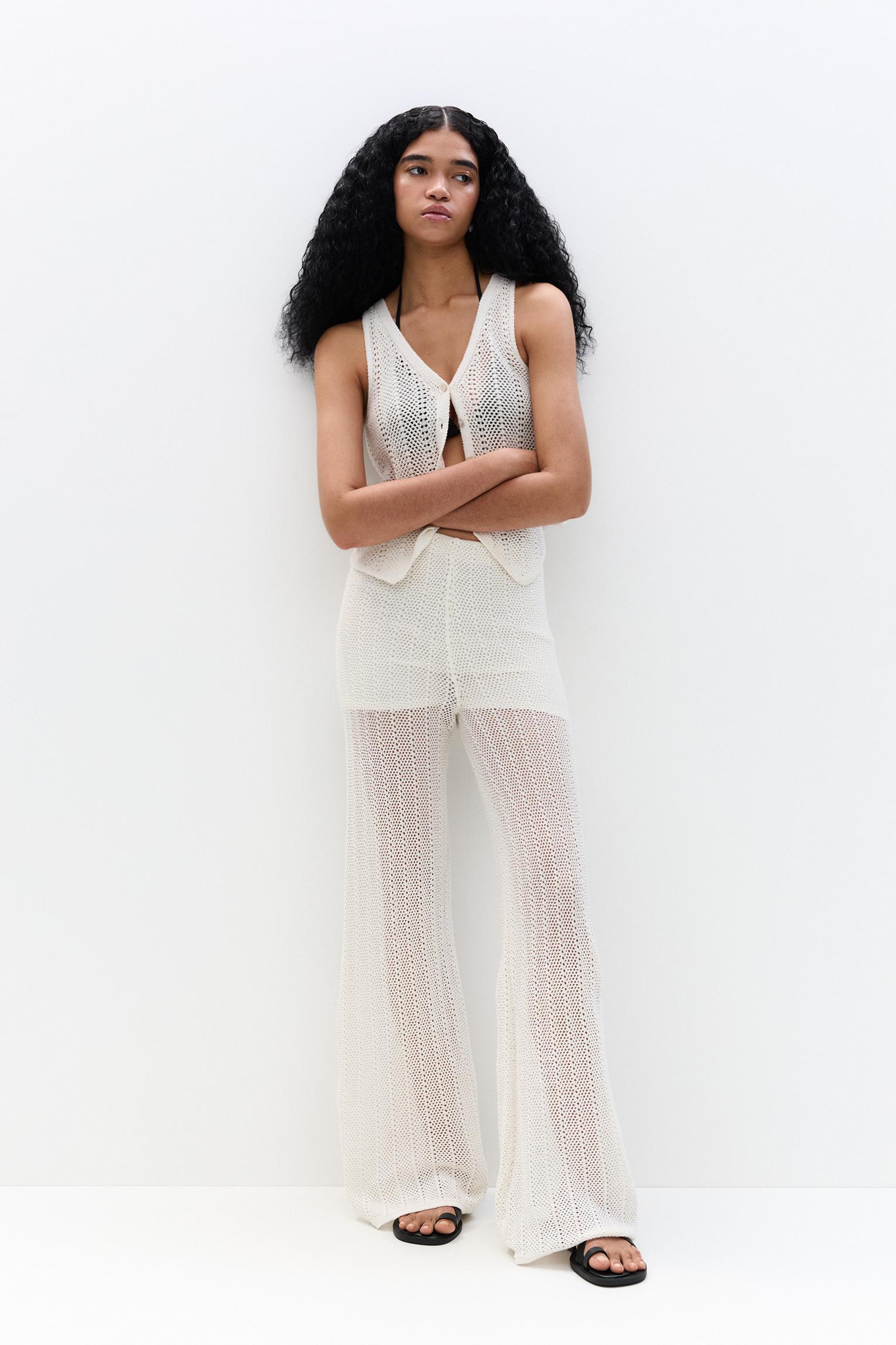 Open knit flared pants Product Image