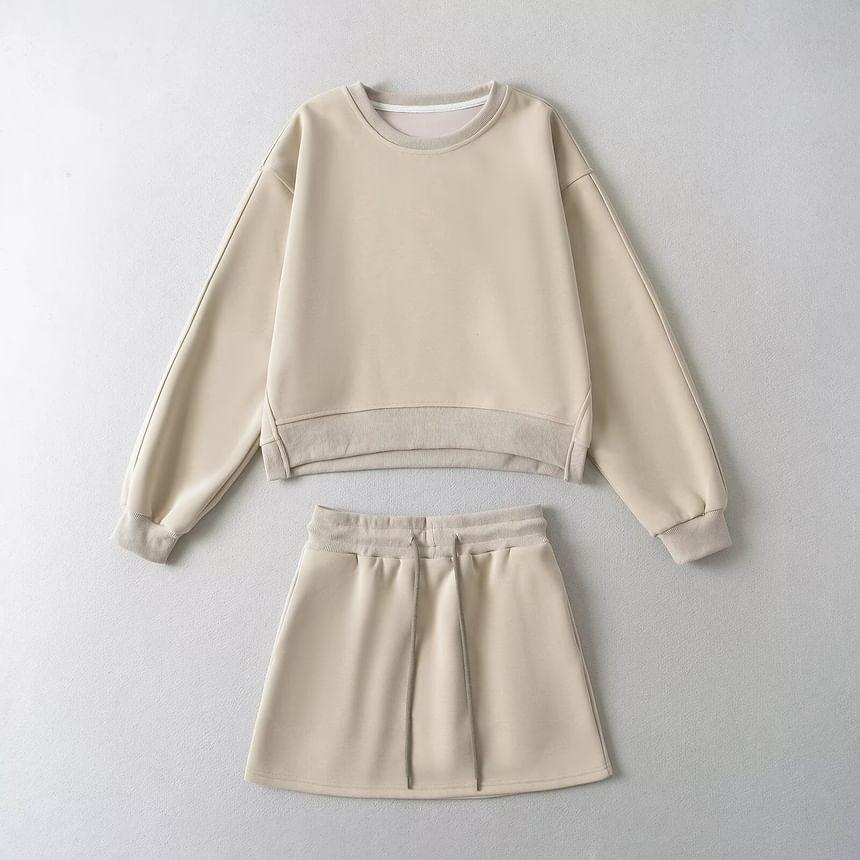 Crewneck Two Tone Pullover / Drawstring Waist Mini Skirt Product Image