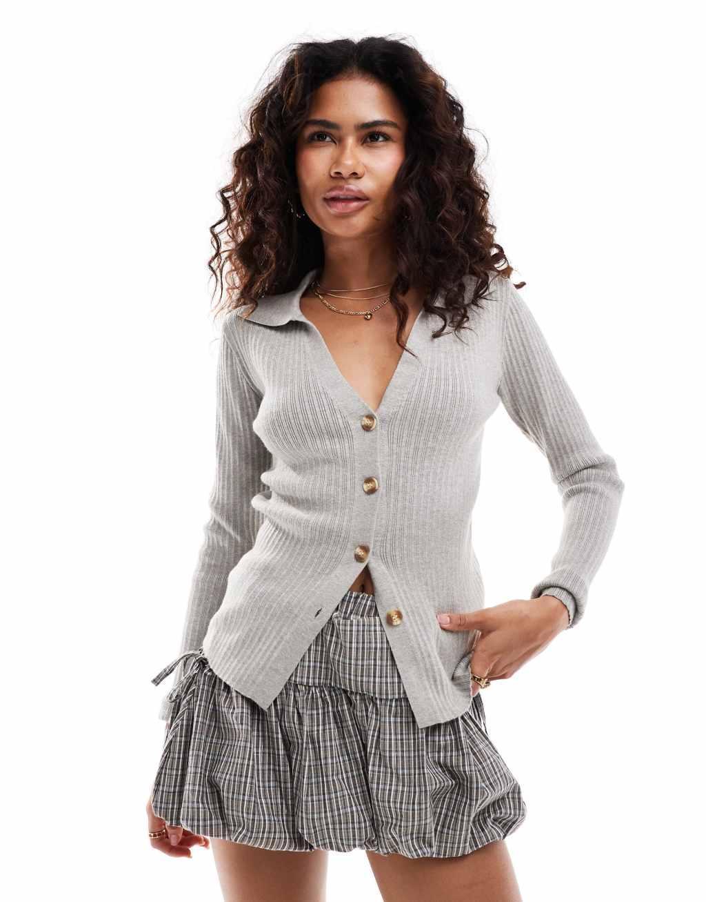 Glamorous ribbed knit button front cardigan in gray heather Product Image