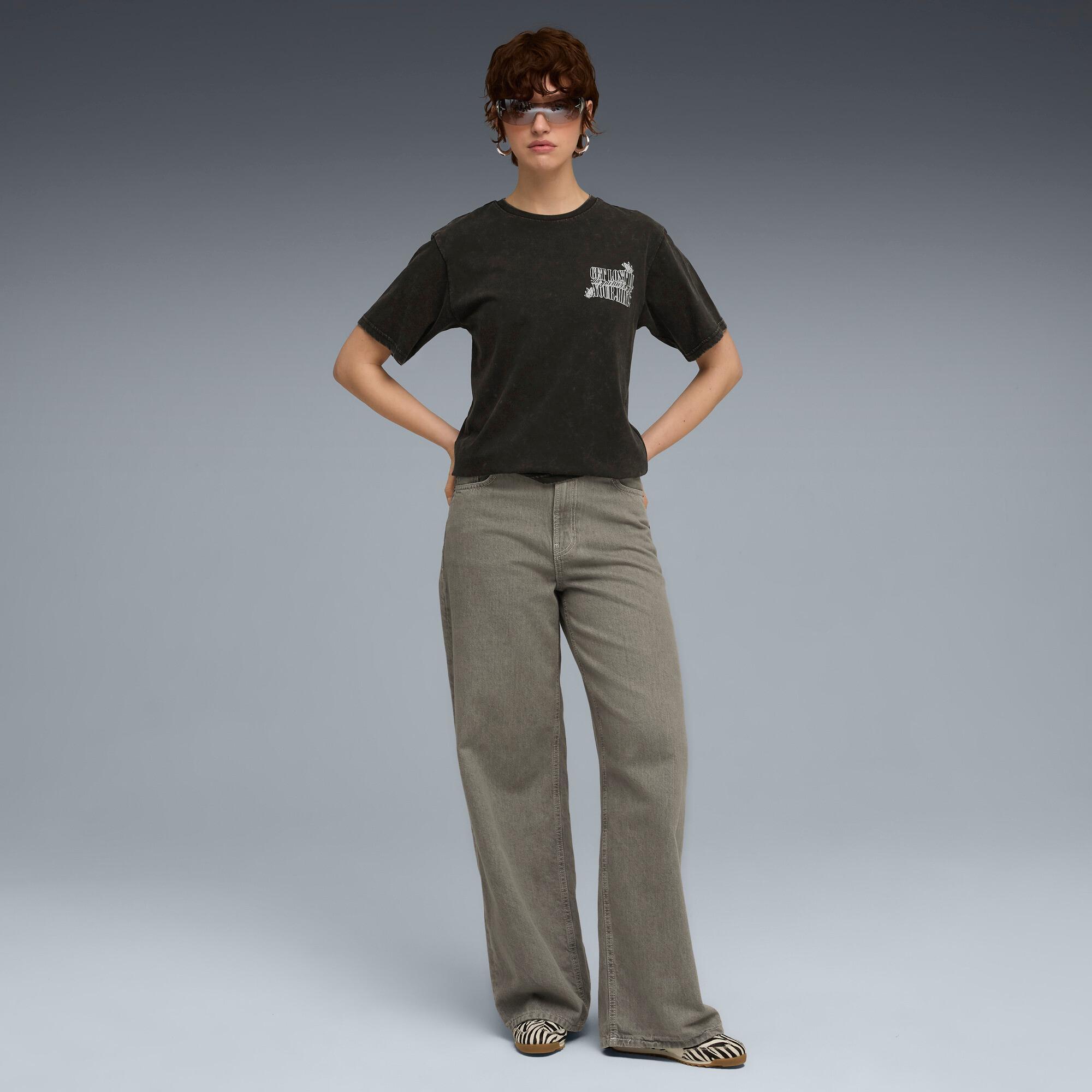 Graphic Tee Women Product Image