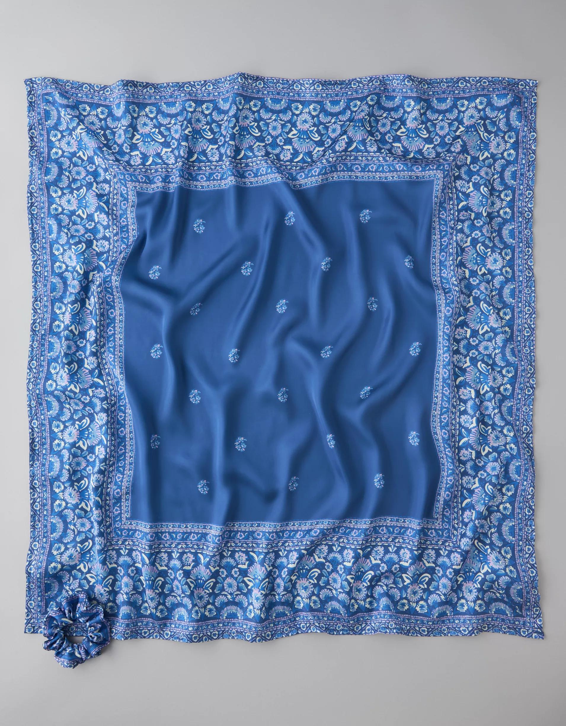 AE Scrunchie & Bandana Set Product Image