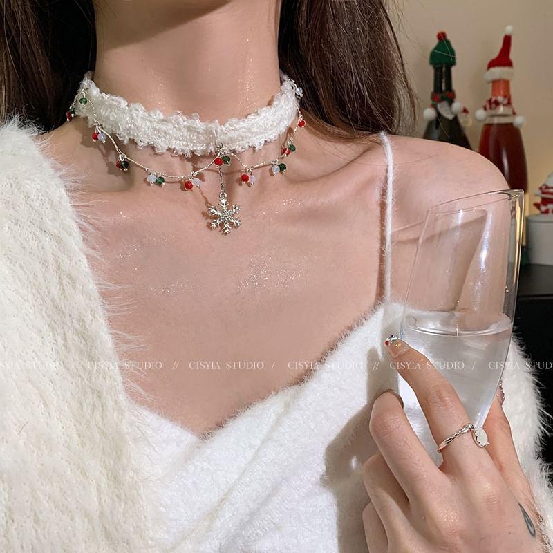 Snowflake Pendant Beaded Choker Product Image