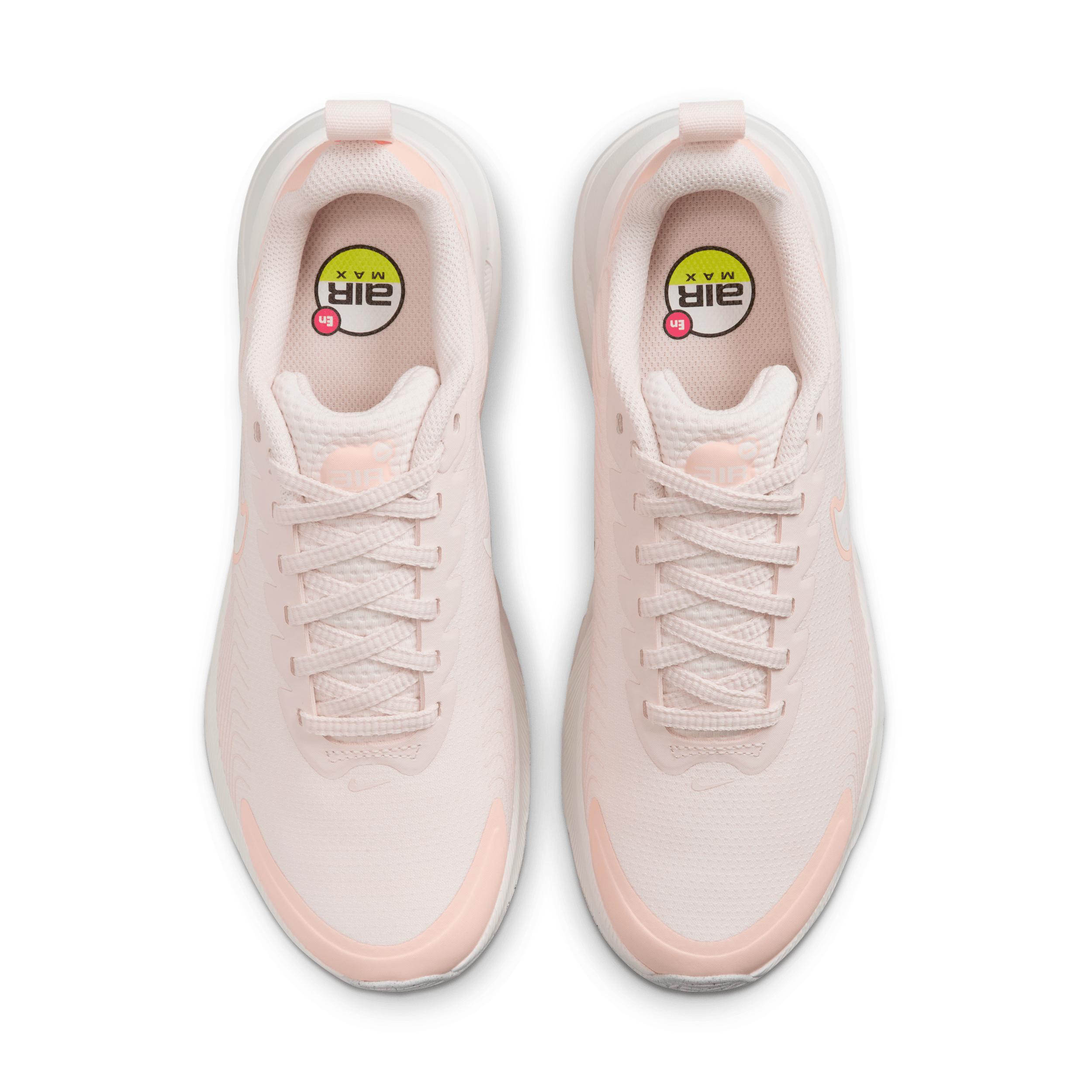 Nike Womens Air Max Nuaxis Shoes | HF1233-600 Product Image