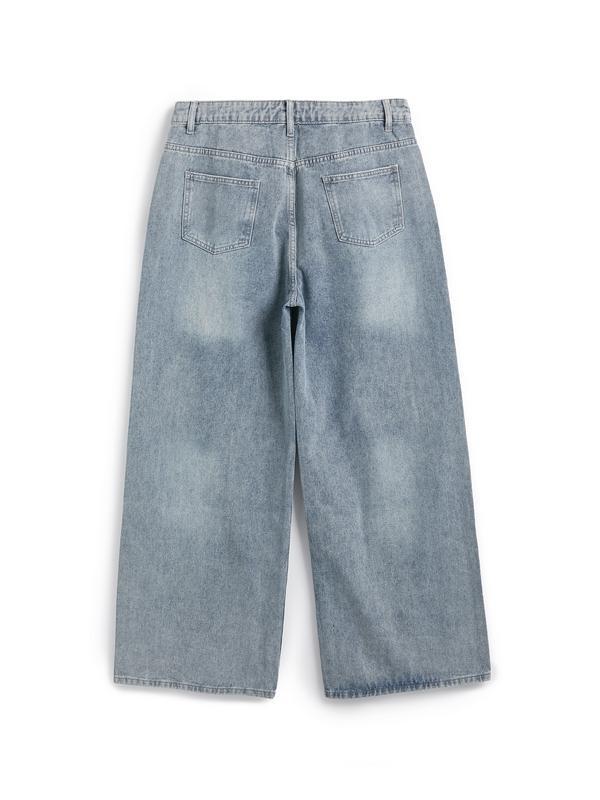 Men's Faded Patchwork Distressed Loose Jeans Product Image