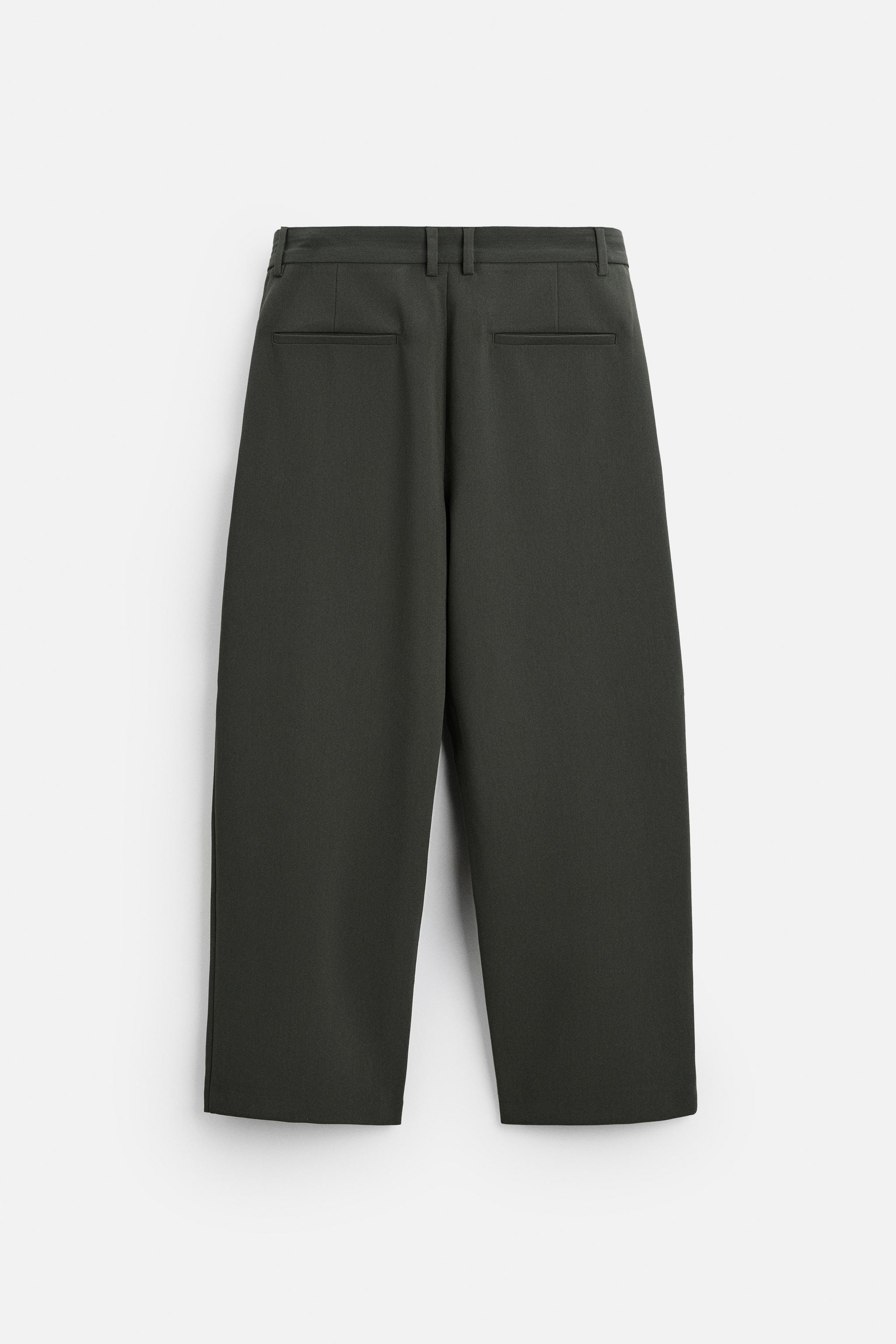 RELAXED FIT PLEATED PANTS Product Image