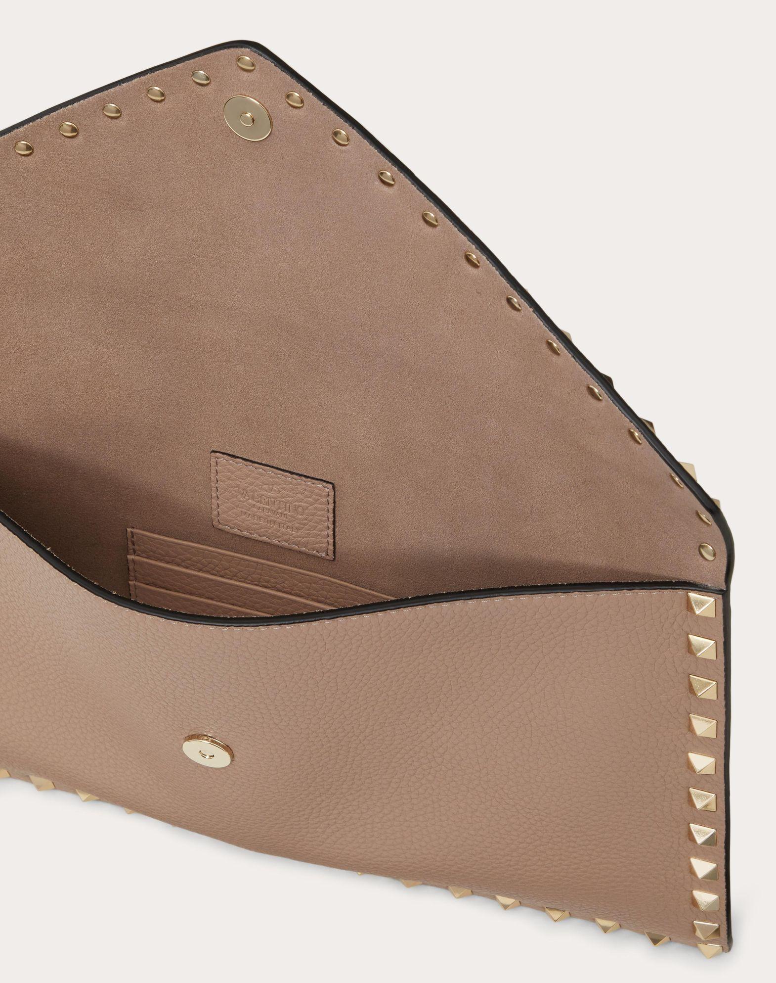 ROCKSTUD GRAINY CALFSKIN ENVELOPE POUCH Product Image