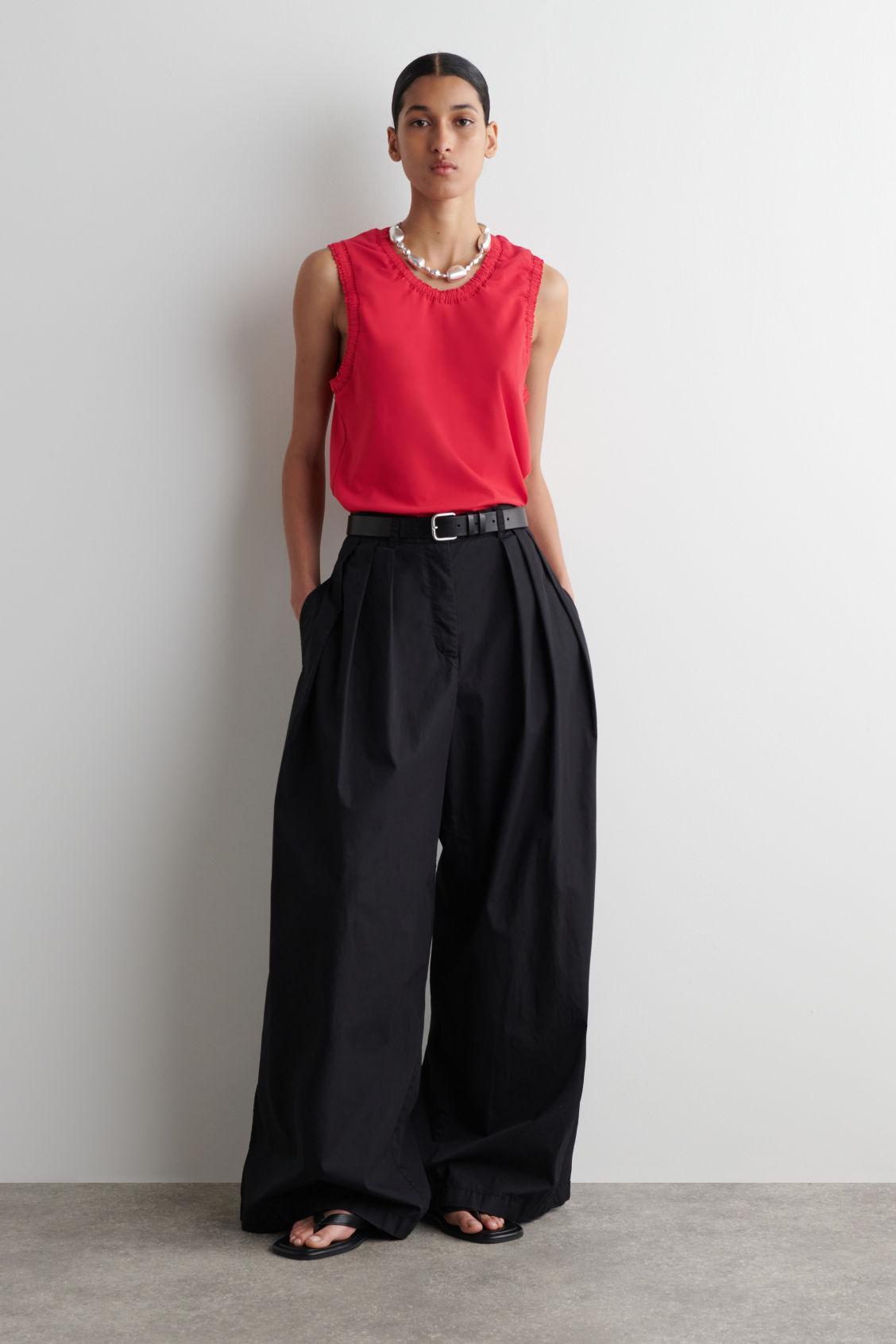 GATHERED COTTON TANK TOP Product Image