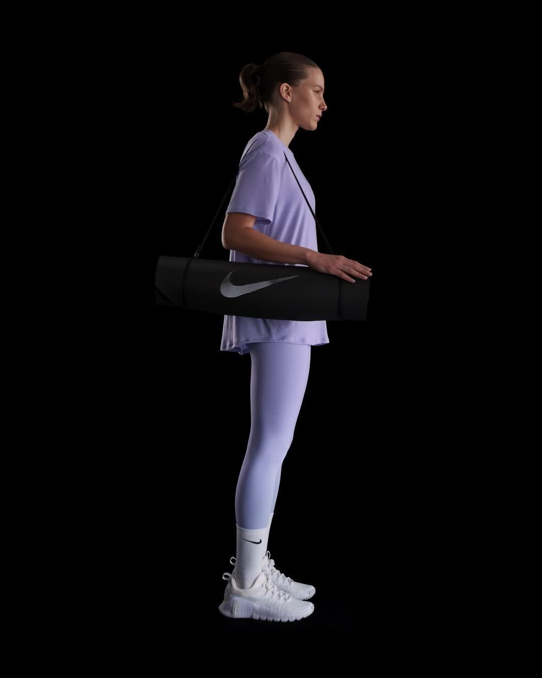 Nike One Relaxed Women's Dri-FIT Short-Sleeve Top Product Image