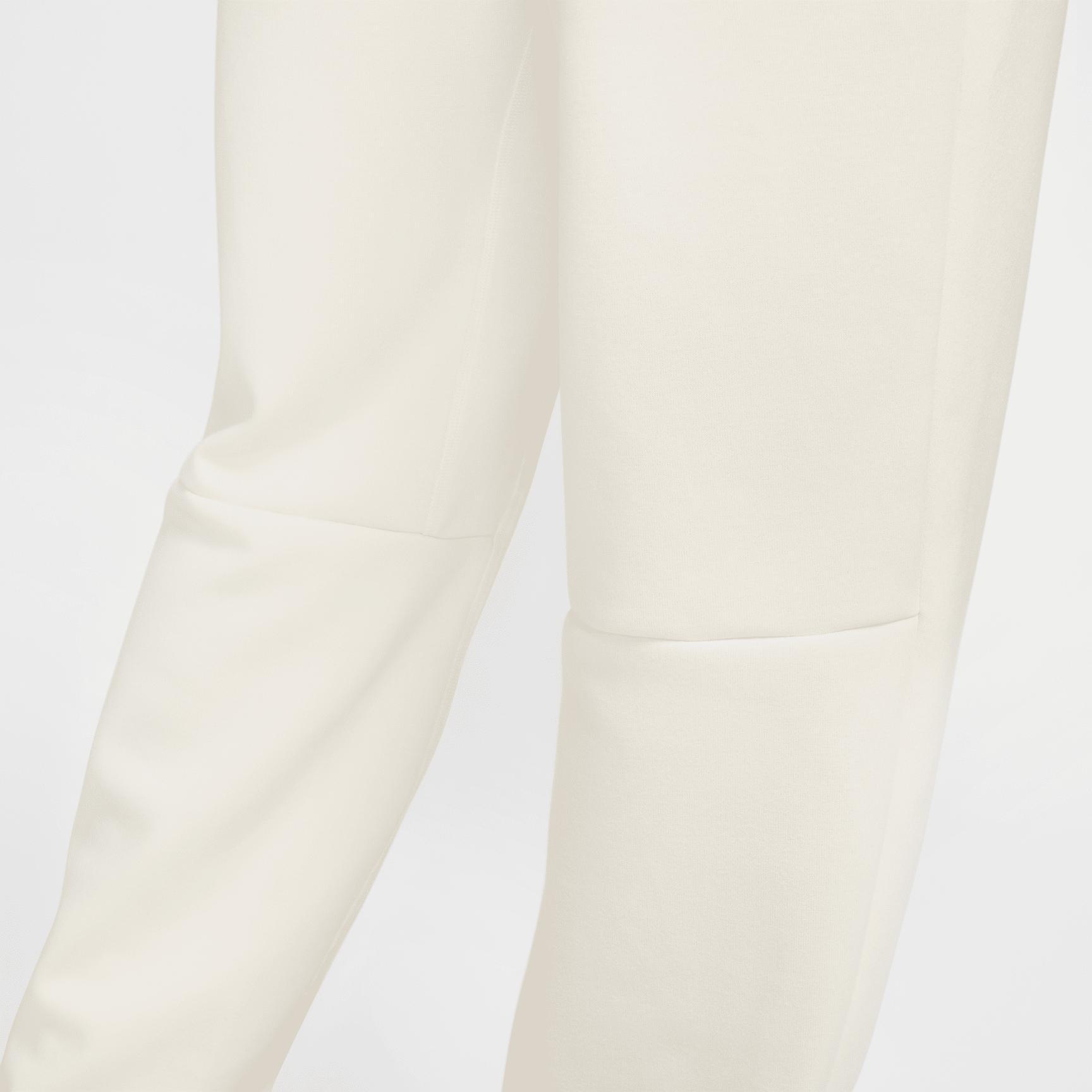 Nike Mens Primary Fleece Dri-FIT UV Tapered Performance Pants | FZ5850-110 Product Image