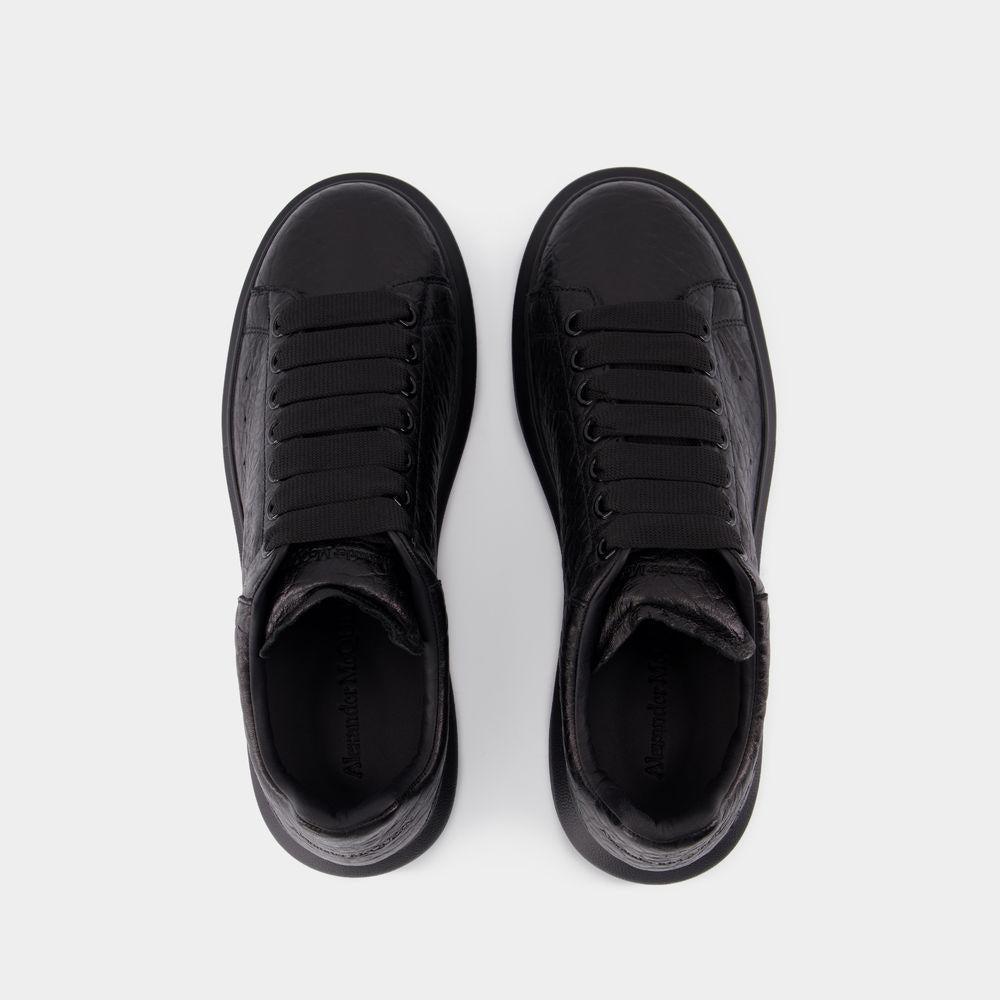 Oversized Sneakers In Black Product Image