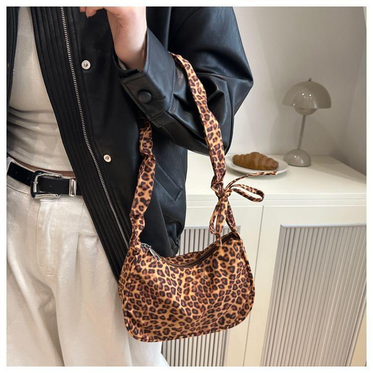 Leopard Print Shoulder Bag Product Image