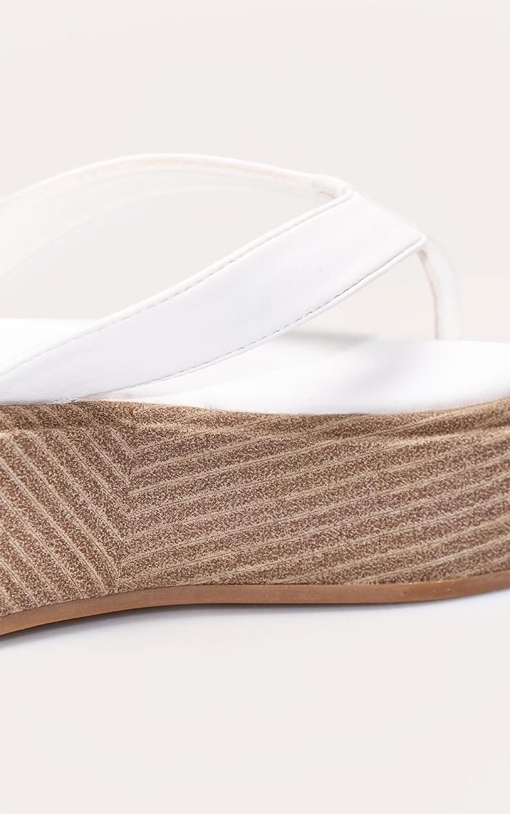 White PU Toe Thong Round Toe Flatform Sandals Product Image