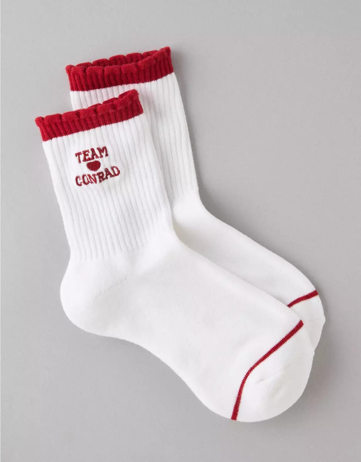 AE x The Summer I Turned Pretty Ruffle Cropped Crew Socks Product Image