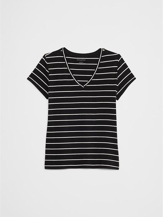 Timeless V-Neck T-Shirt Product Image
