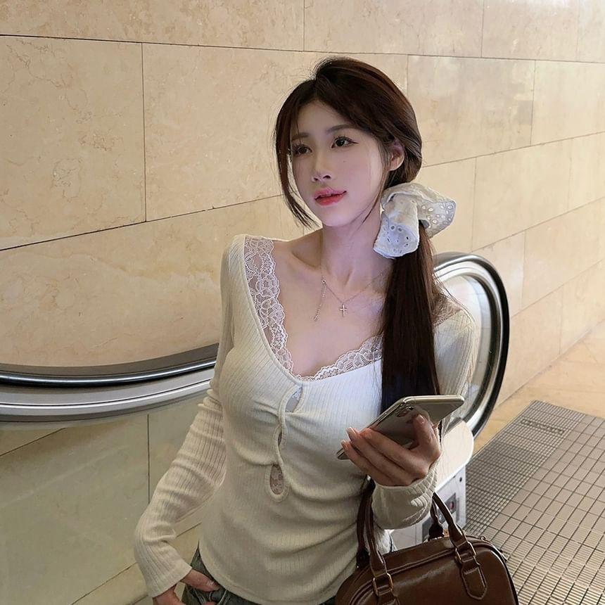 Long-Sleeve V-Neck Lace Trim Top Product Image